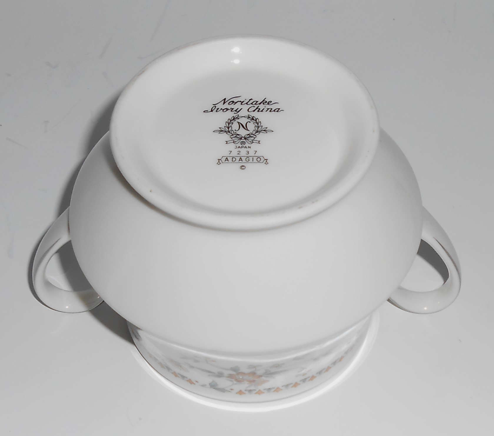 Noritake China Porcelain Adagio Sugar Bowl