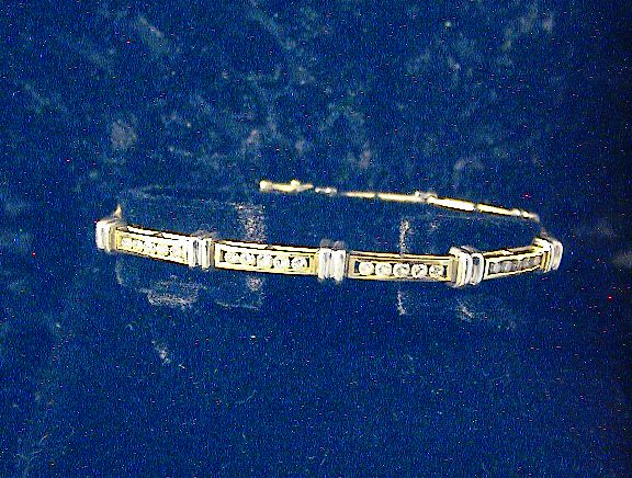 Bracelet 10K Gold White  Yellow Tennis 2 Ct Diamond