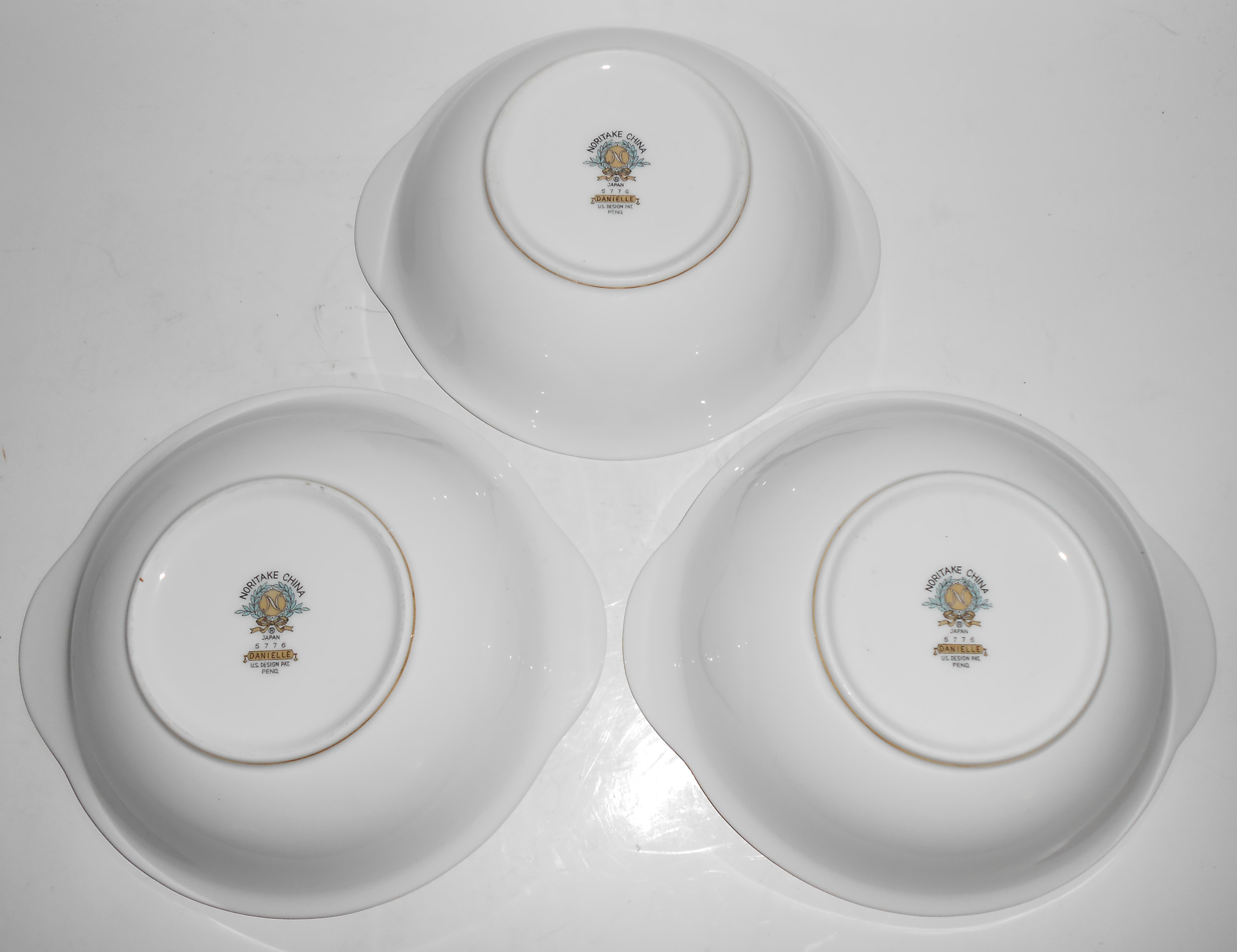 Noritake China Porcelain Danielle Set/3 Tab Handle