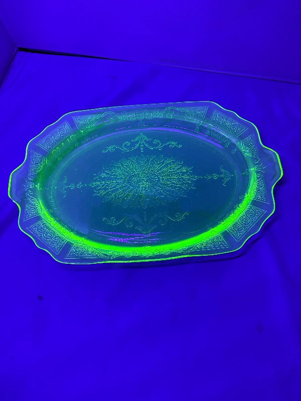 Anchor Hocking Uranium Glass Princess Pattern Oval Closed Handle Tray 12"
