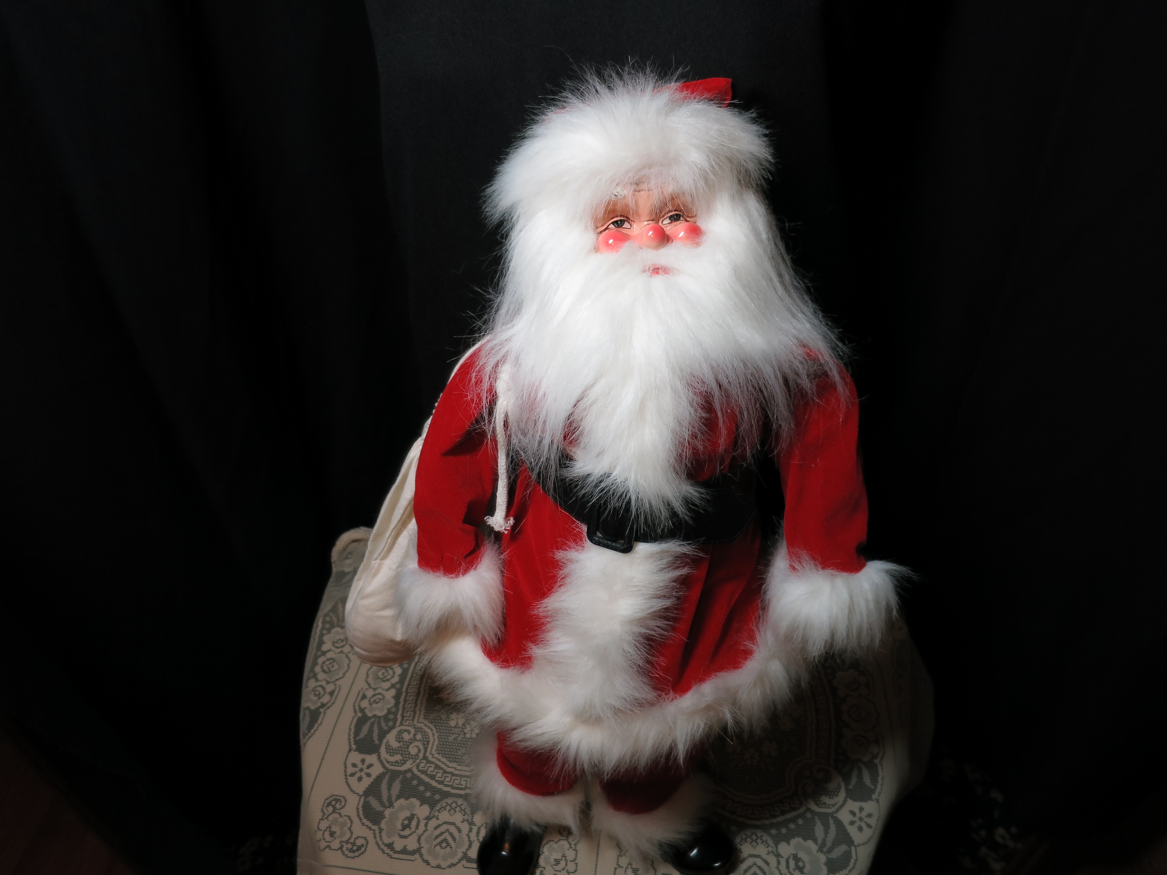 Brinns Wind up Musical Santa Claus 1986 21 inch Doll
