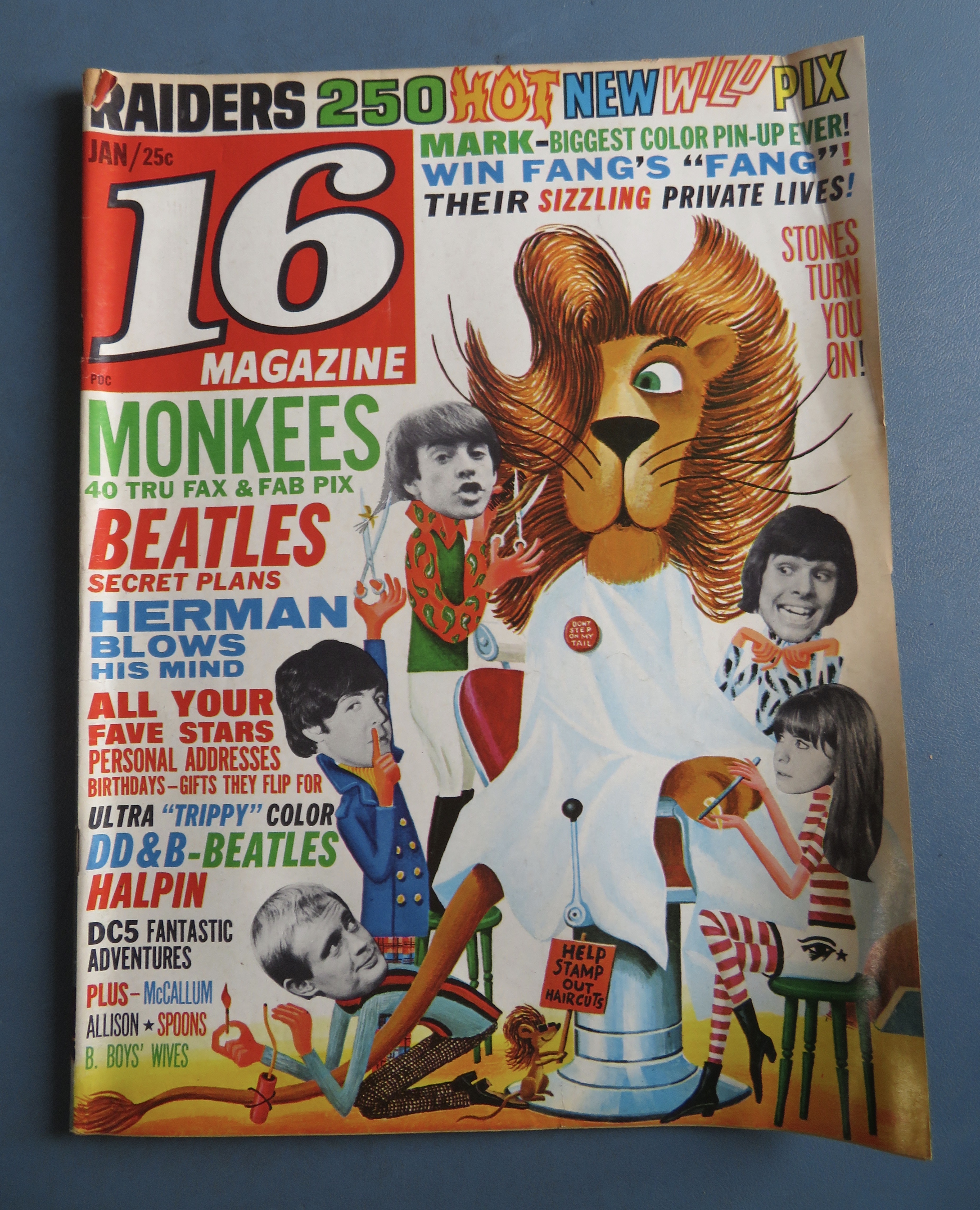 16 Magazine January 1967 Beatles, Monkees & Raiders