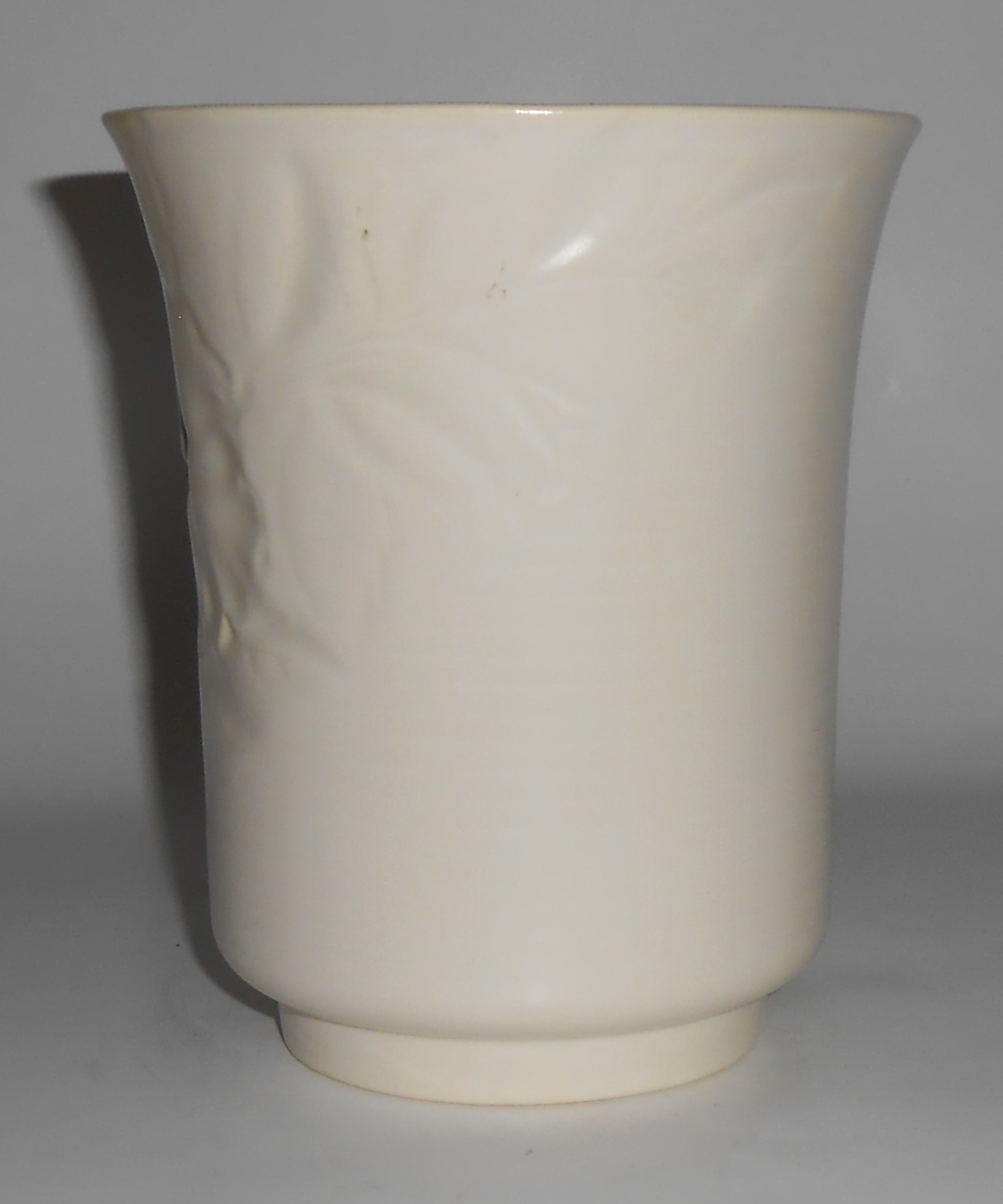 Franciscan Catalina Pottery Encanto Art Ware Ivory Vase