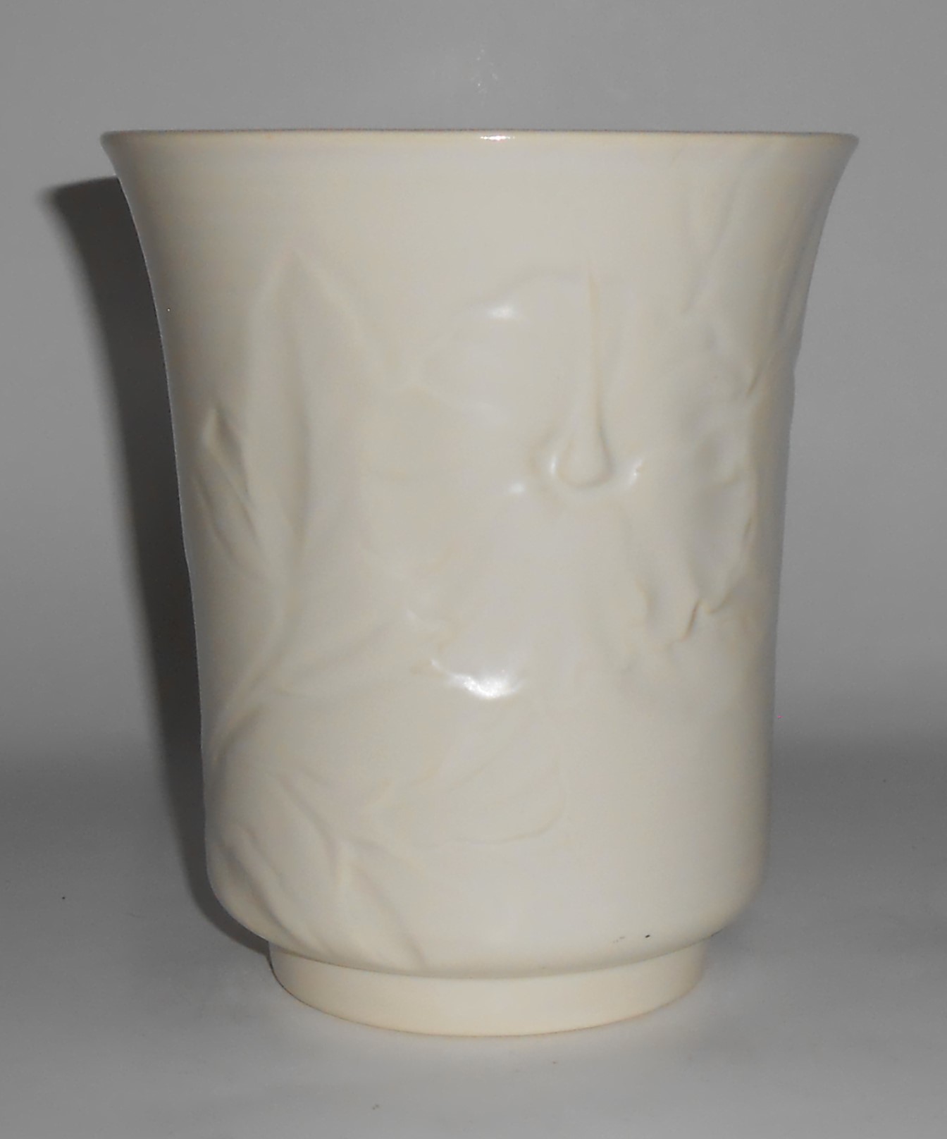 Franciscan Catalina Pottery Encanto Art Ware Ivory Vase
