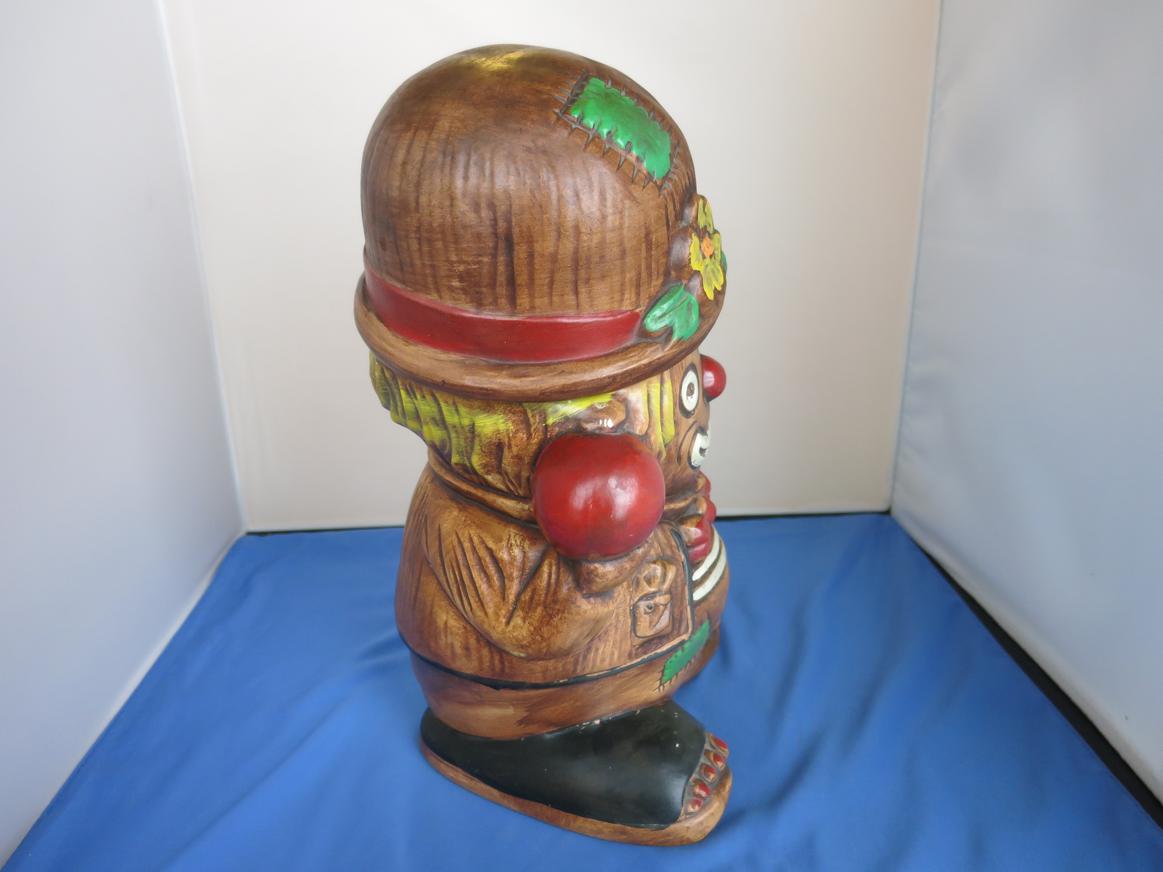 California Originals Juggling Clown Cookie Jar Snyder