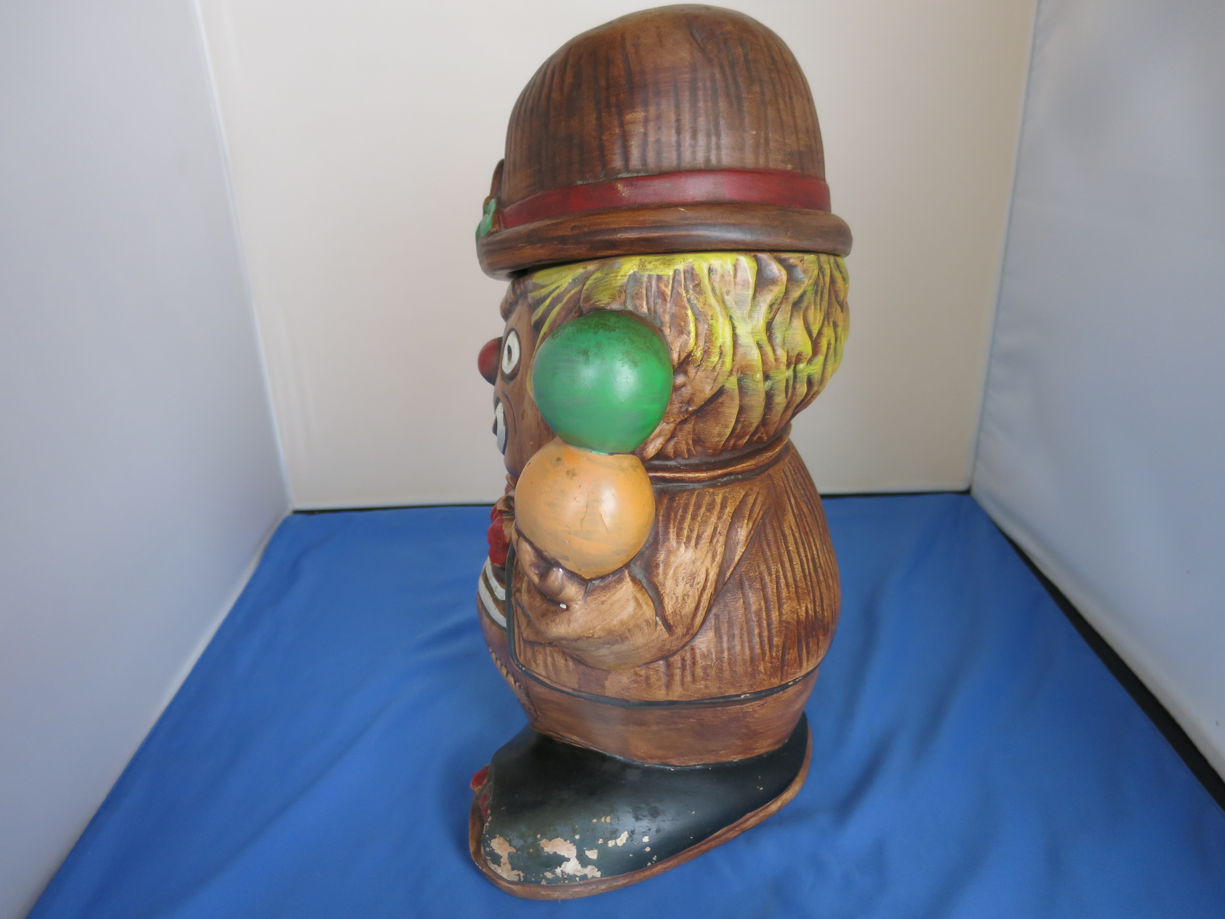 California Originals Juggling Clown Cookie Jar Snyder