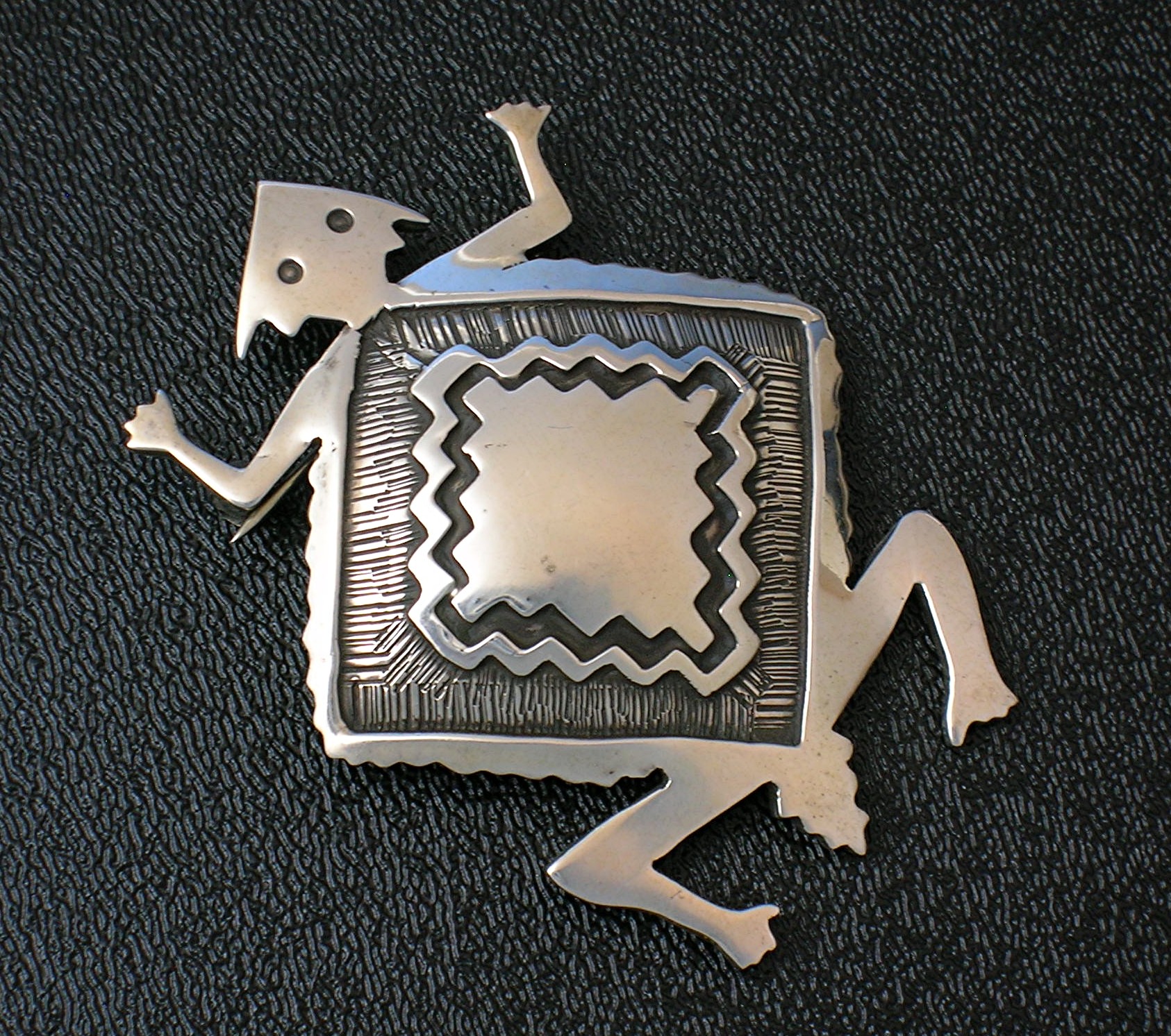 Sterling Silver P. YELLOWHORSE Lizard Brooch Pin