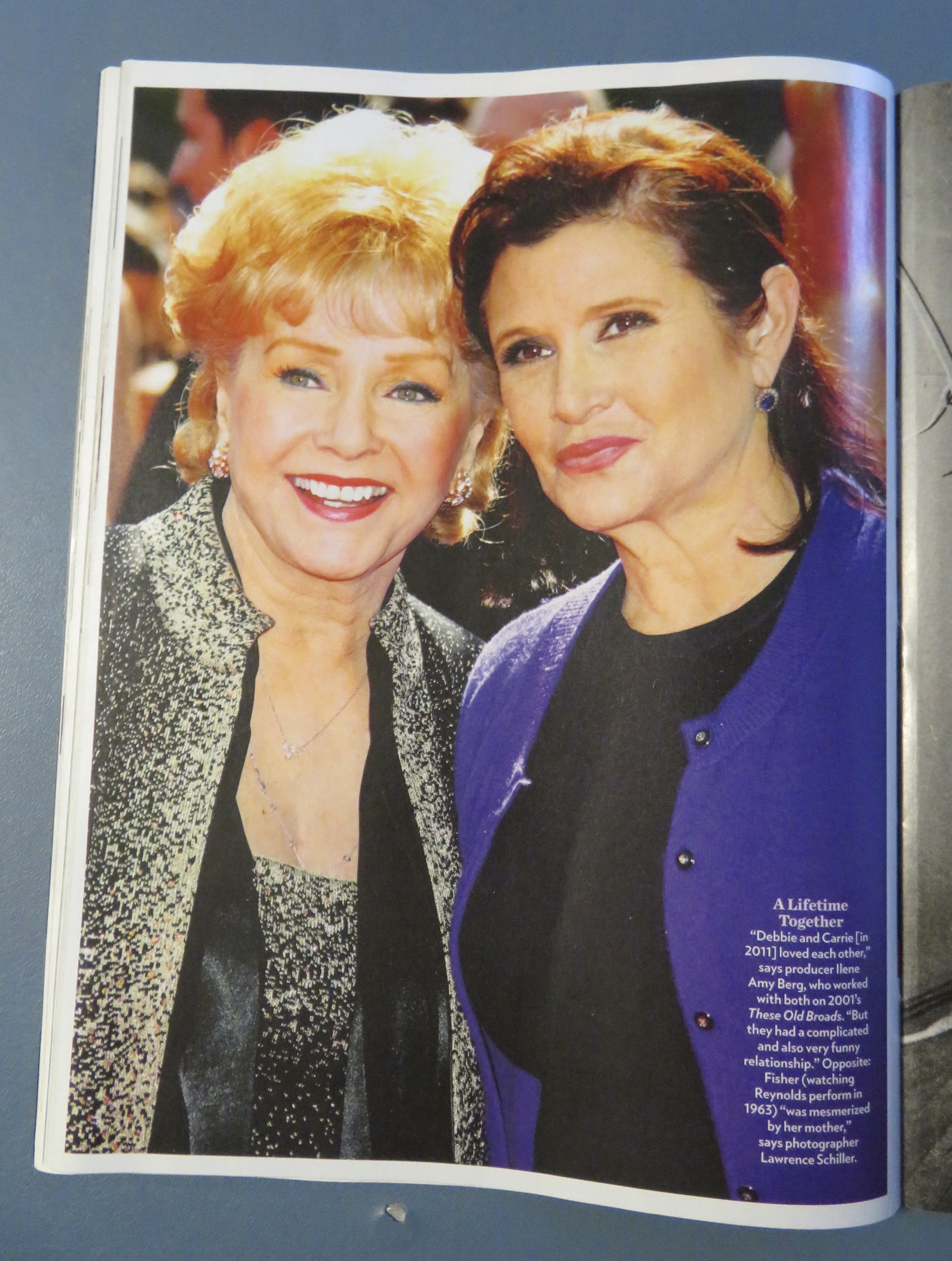 People Magazine January 16, 2017 Debbie & Carrie