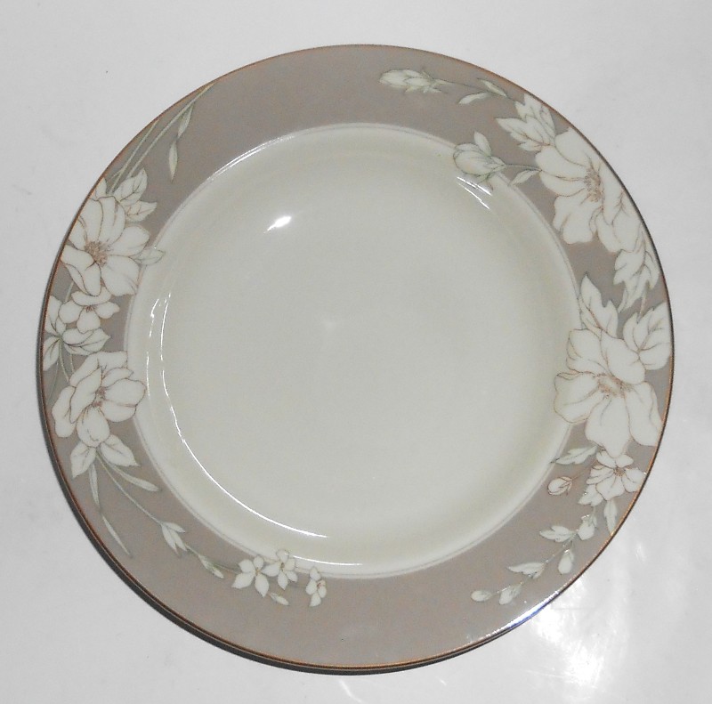 Mikasa China Grande Ivory Gray Finesse w/Gold Rimmed Soup Bowl