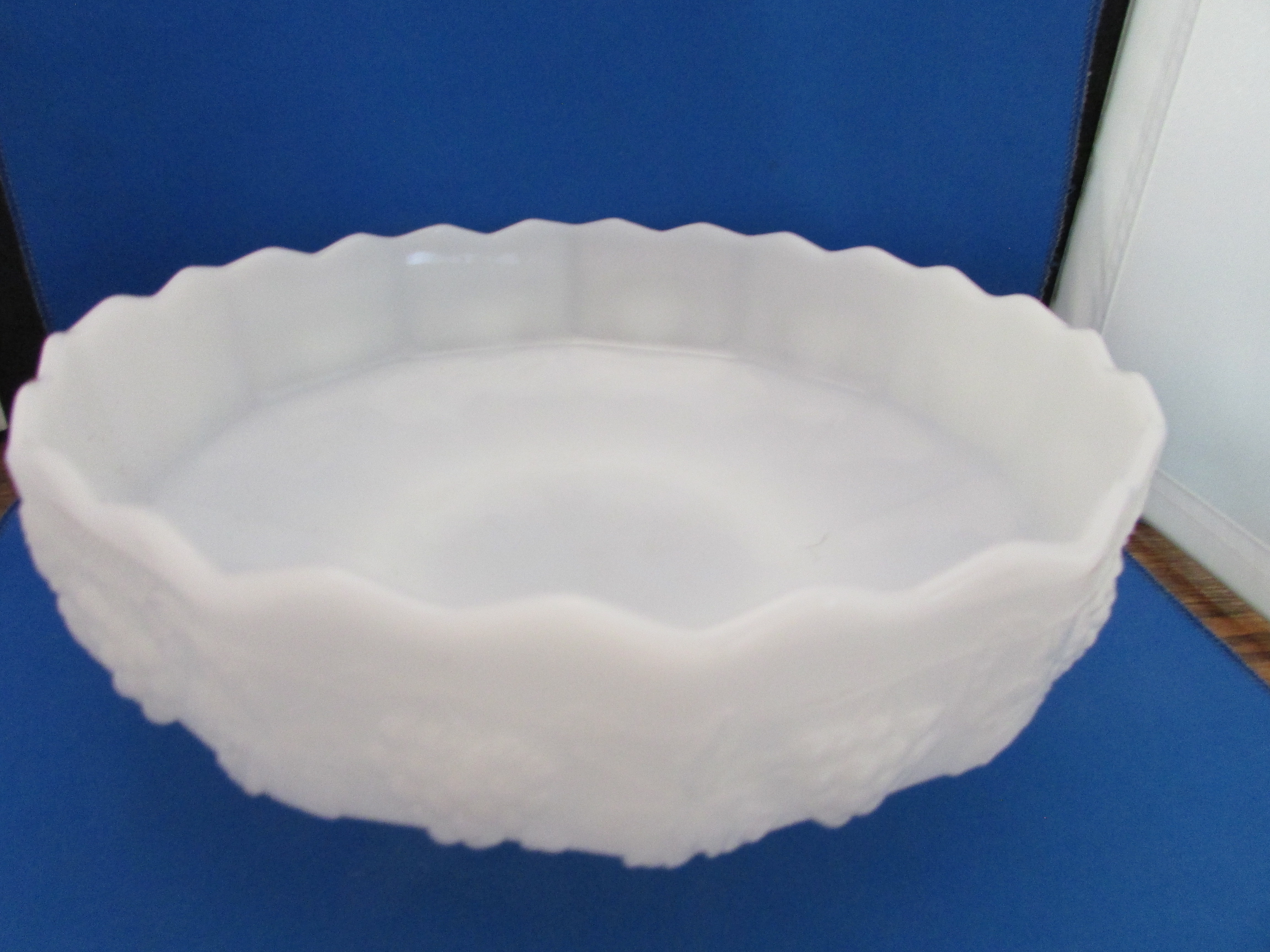 Anchor Hocking Large Pedestal Bowl