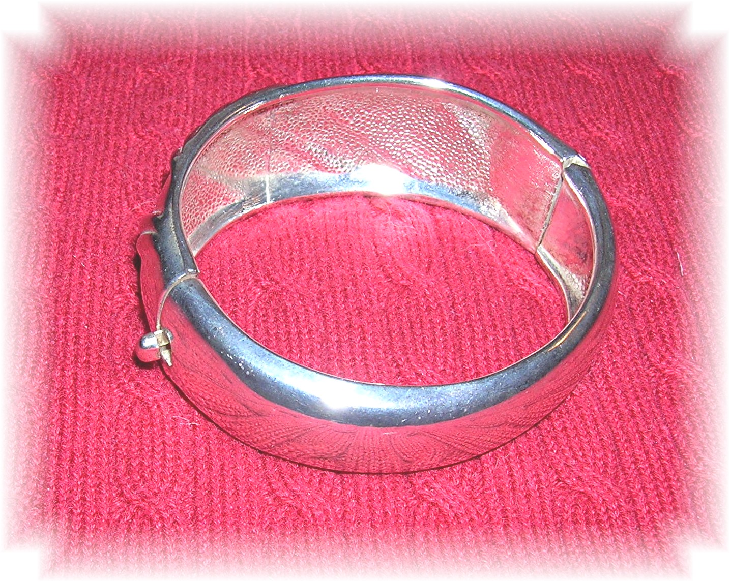 Ornate Silvertone Hinged Bangle Bracelet