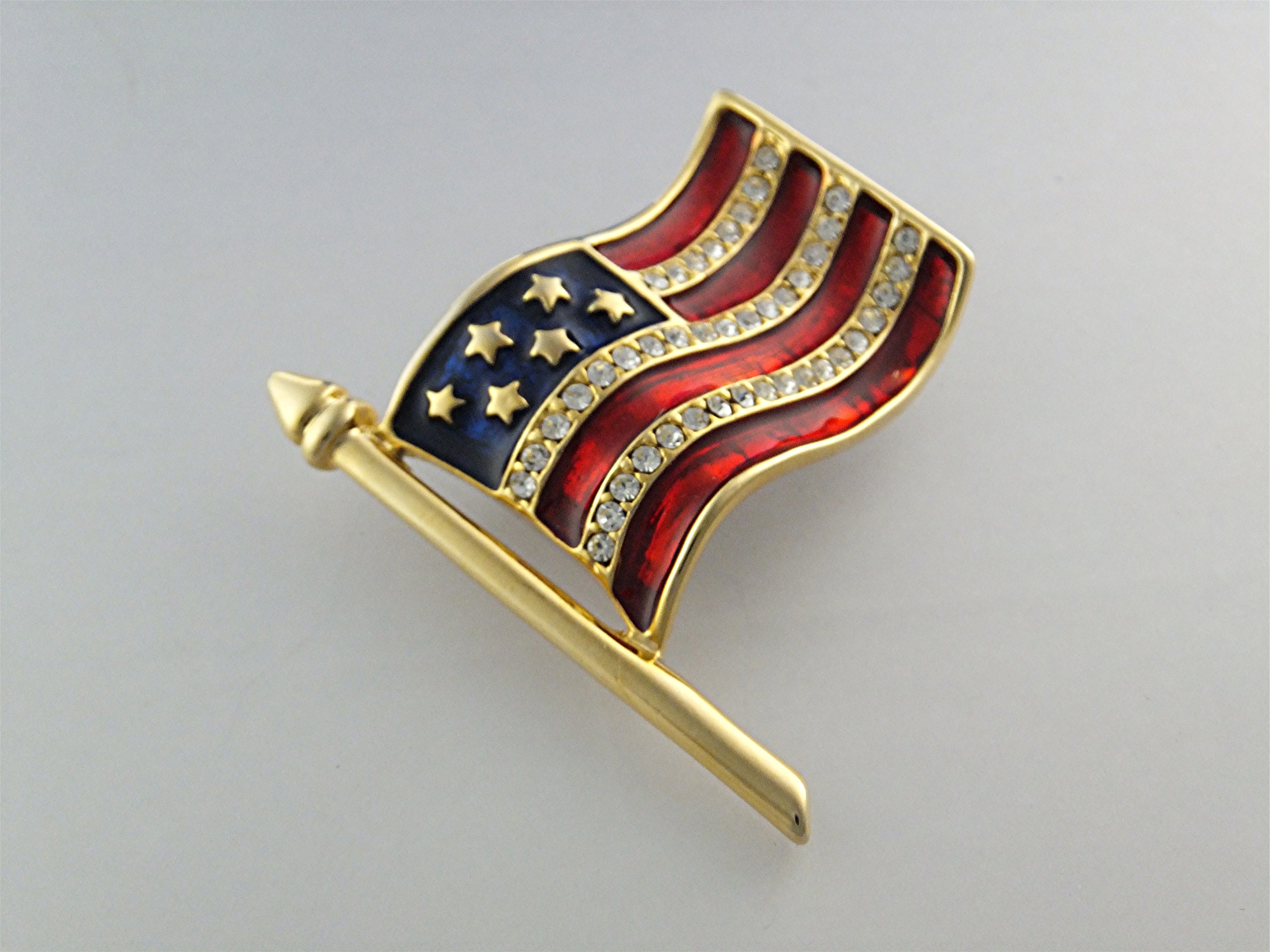 Brooch Pin USA Flag Enamel