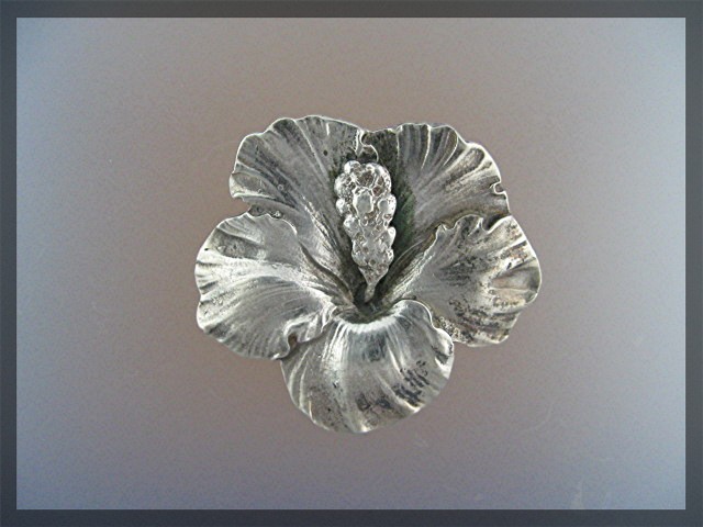 CINI Sterling Silver Hibiscus Flower Brooch