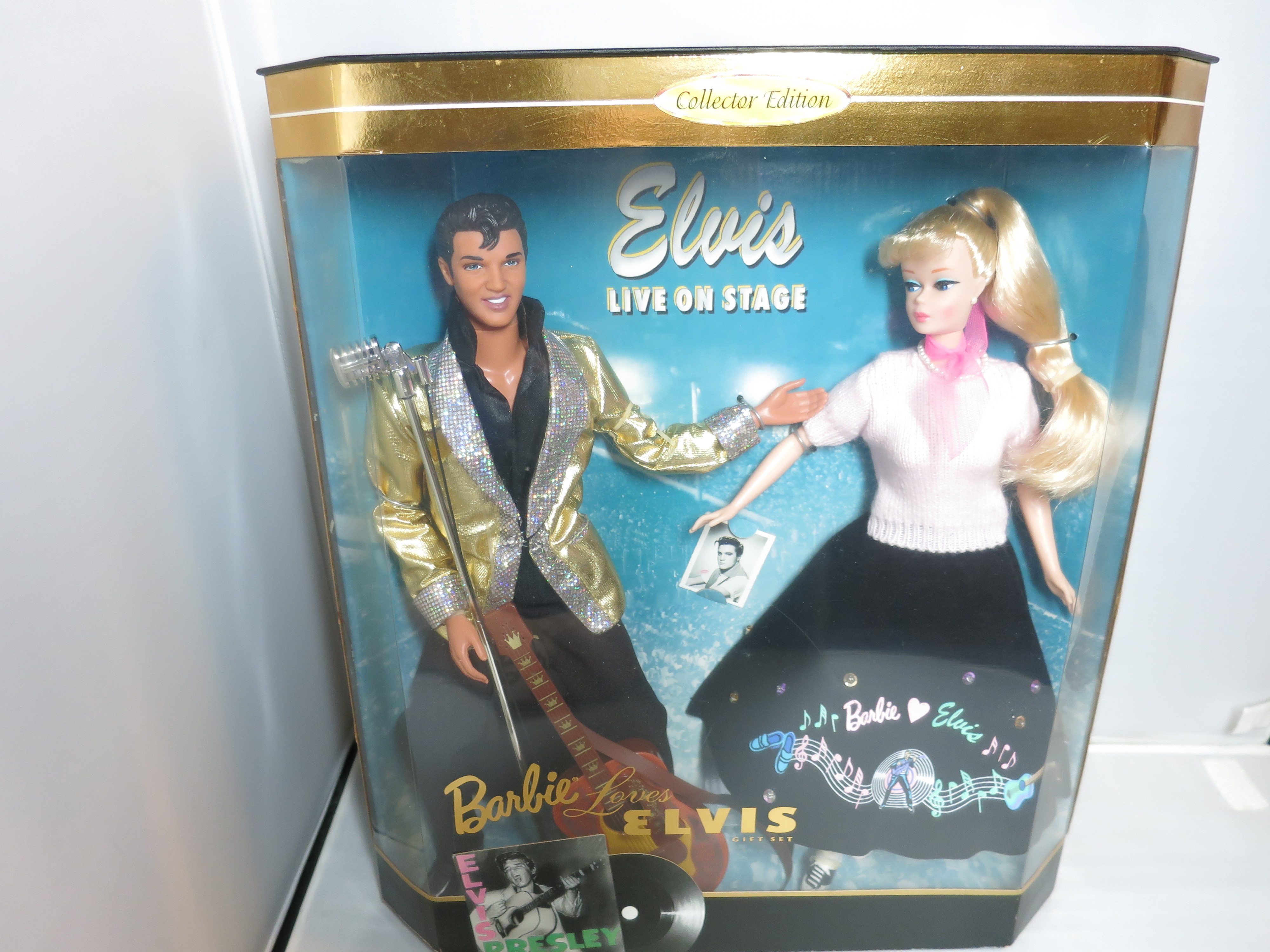 Mattel Barbie Loves Elvis Gift Set Collectors Edition 1996