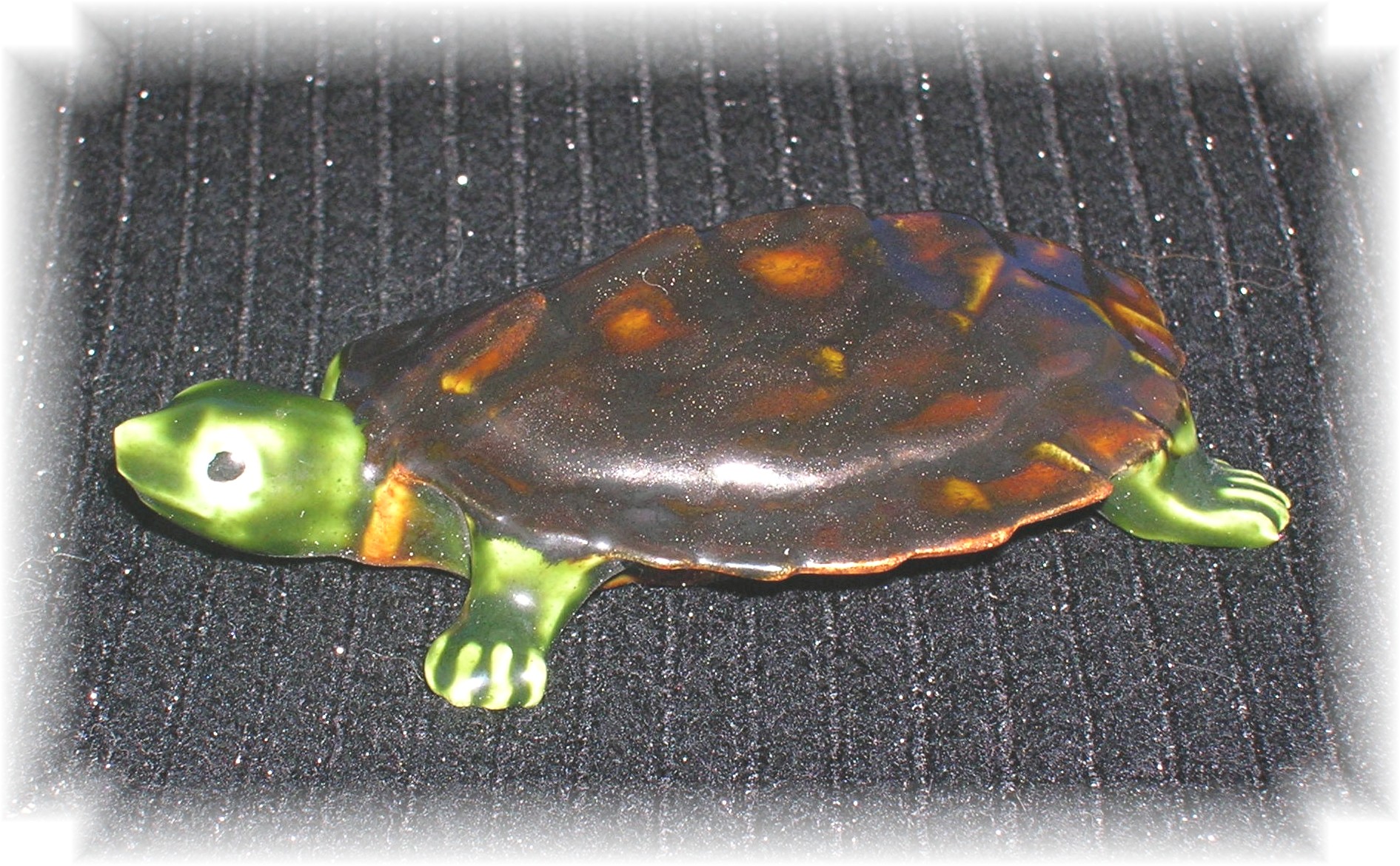 Ceramic Majolica Look Turtle 1976 ER