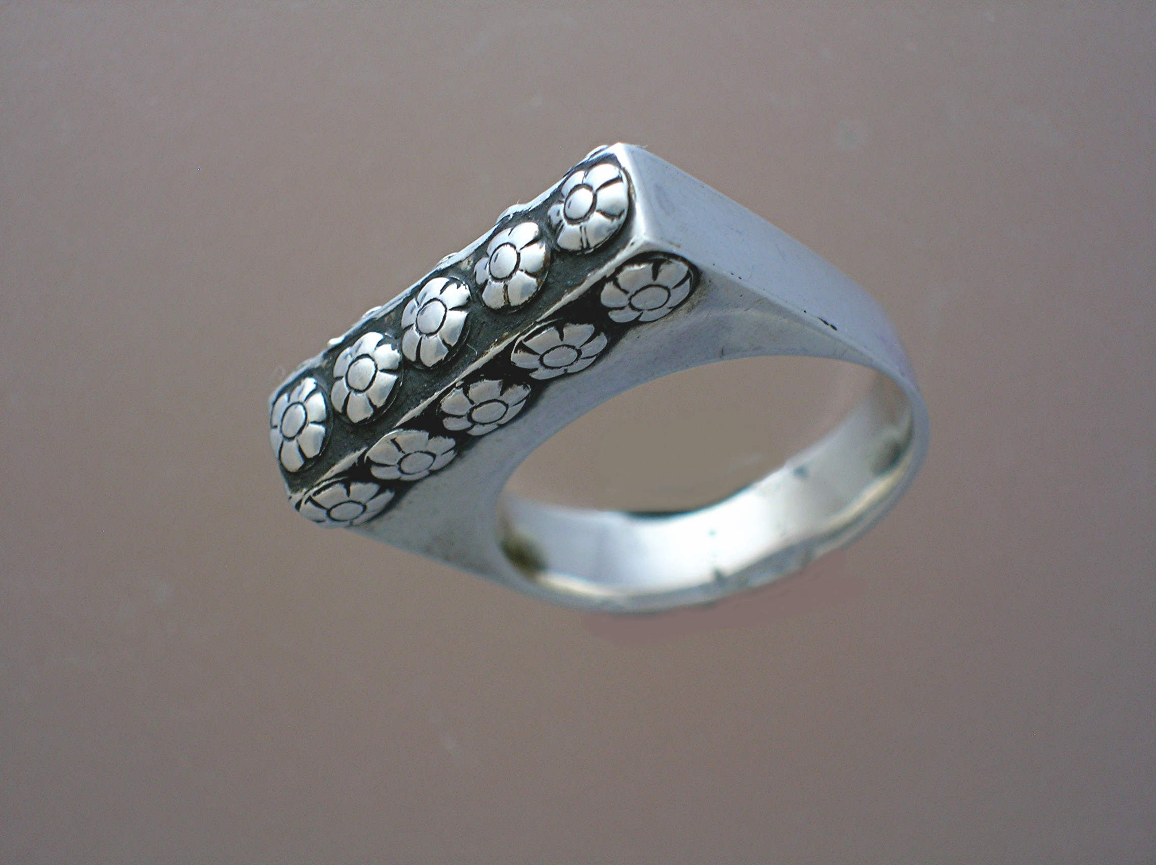 Sterling Silver High Set Ring With Flowers