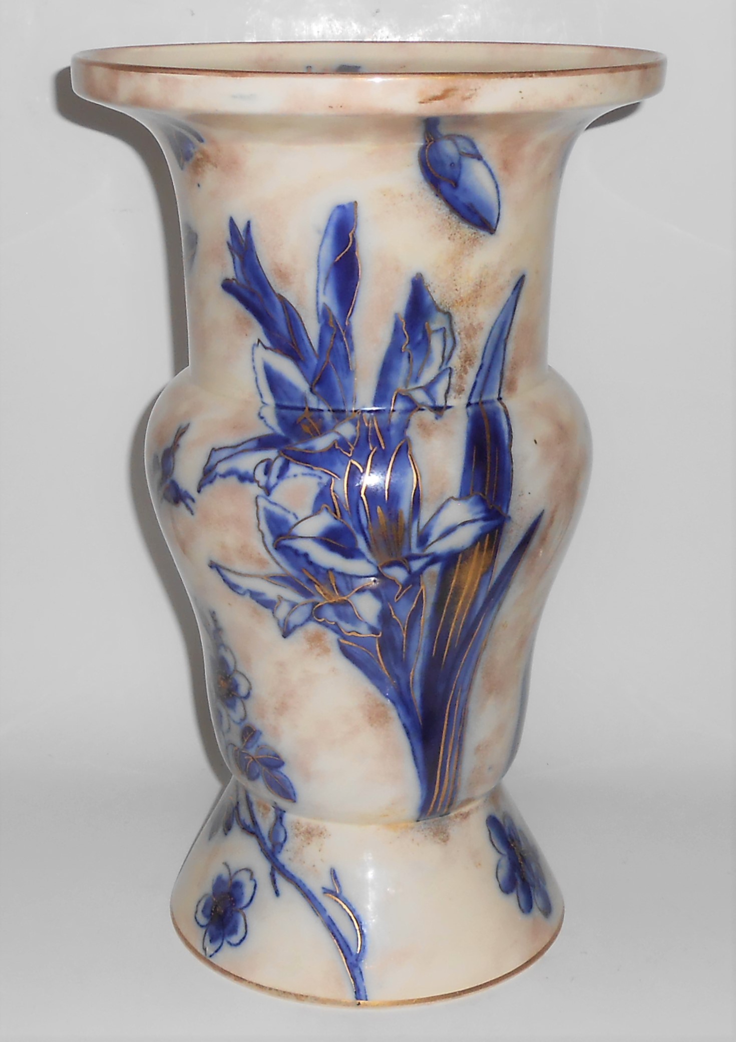 Doulton China Pottery Later 1800's Flow Blue / Gold Car