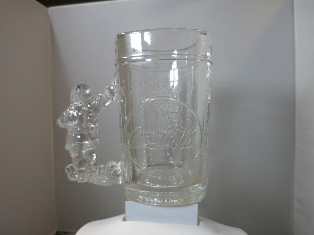 Coca Cola Glass Santa Mug 1997 20 fluid ounces