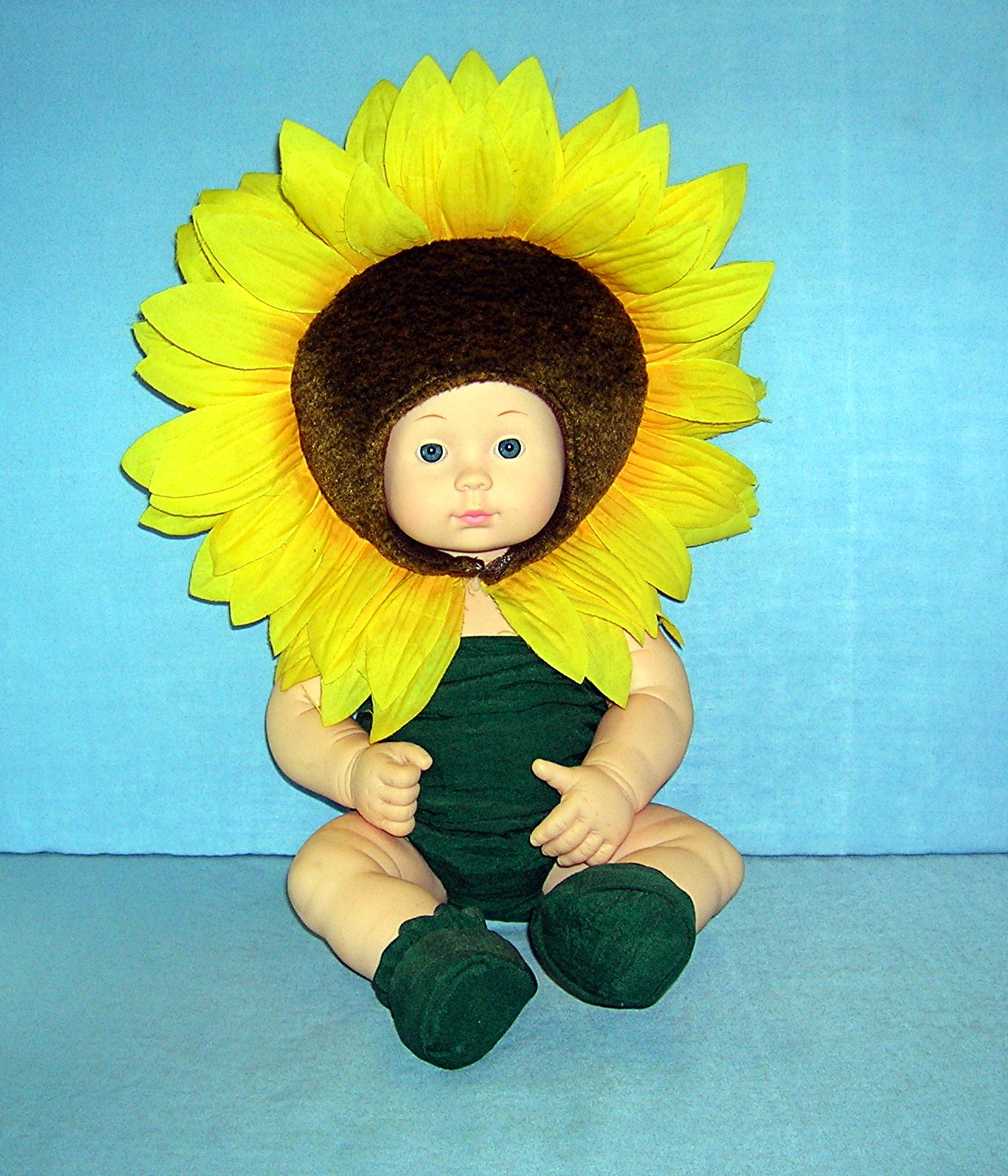 Anne Geddes 15 Inch Sunflower Doll...