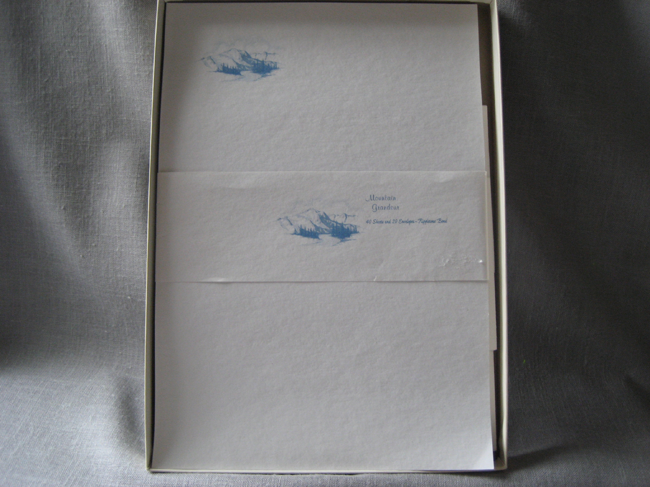 Mountain Grandeur Stationery