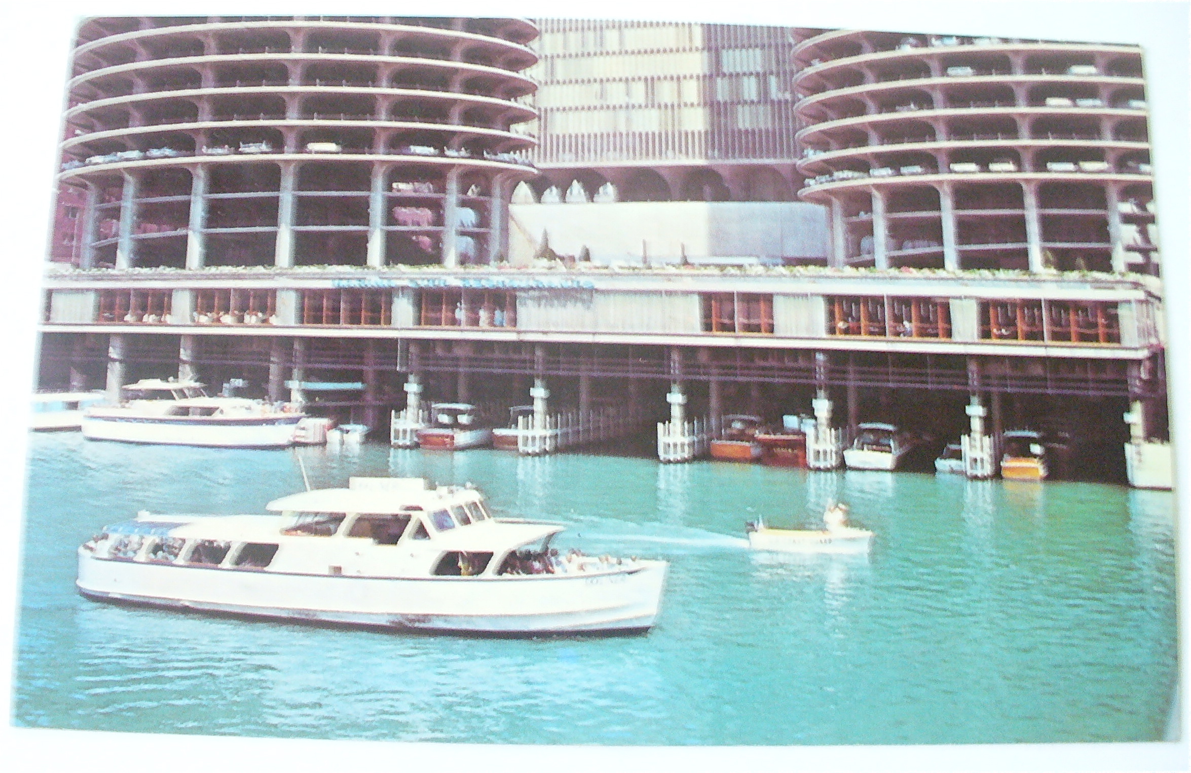 Easy Living On The Chicago River Postcard