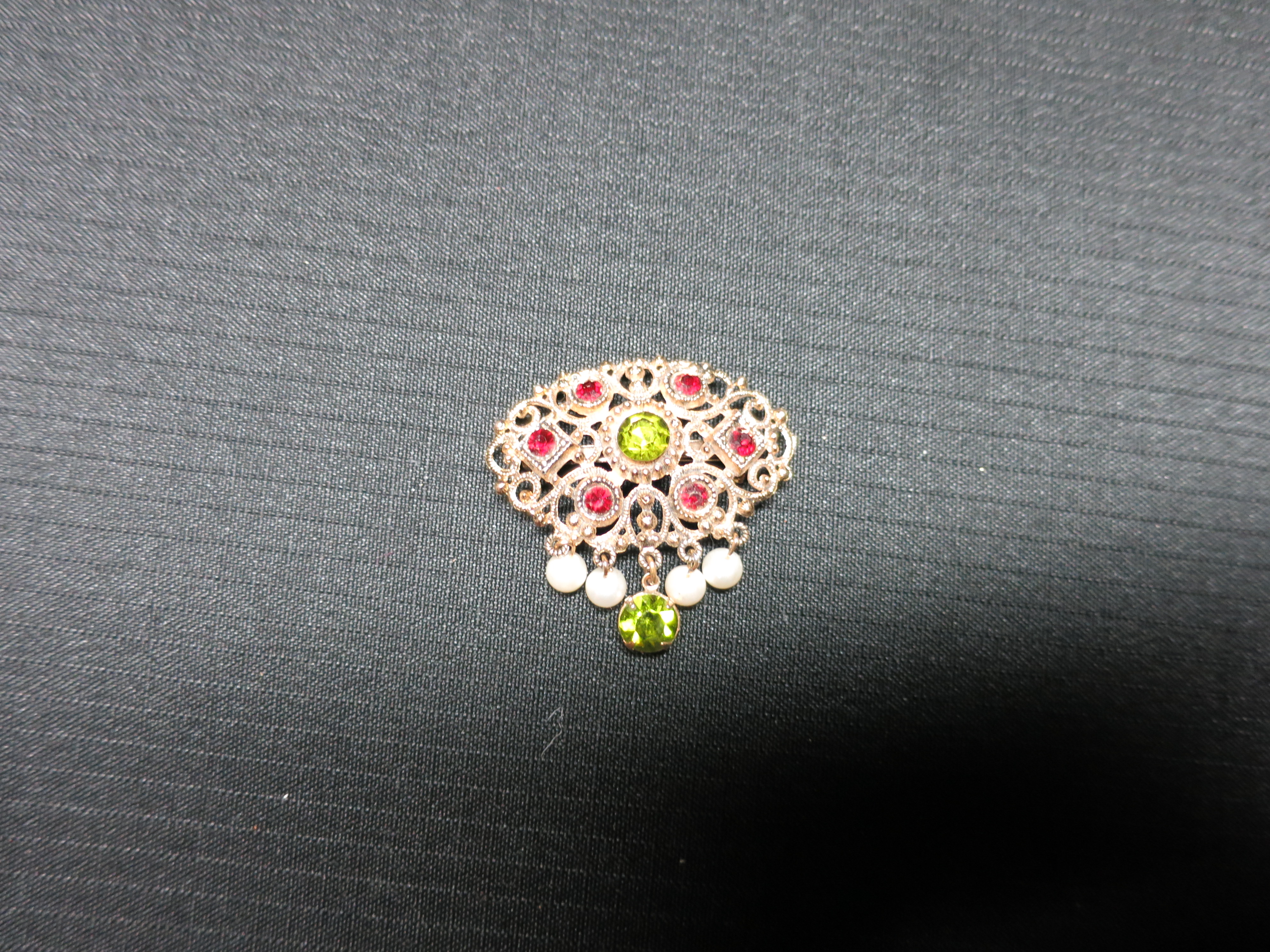 Brooch Pin with Ruby and Green Rhinestones Faux Pearl