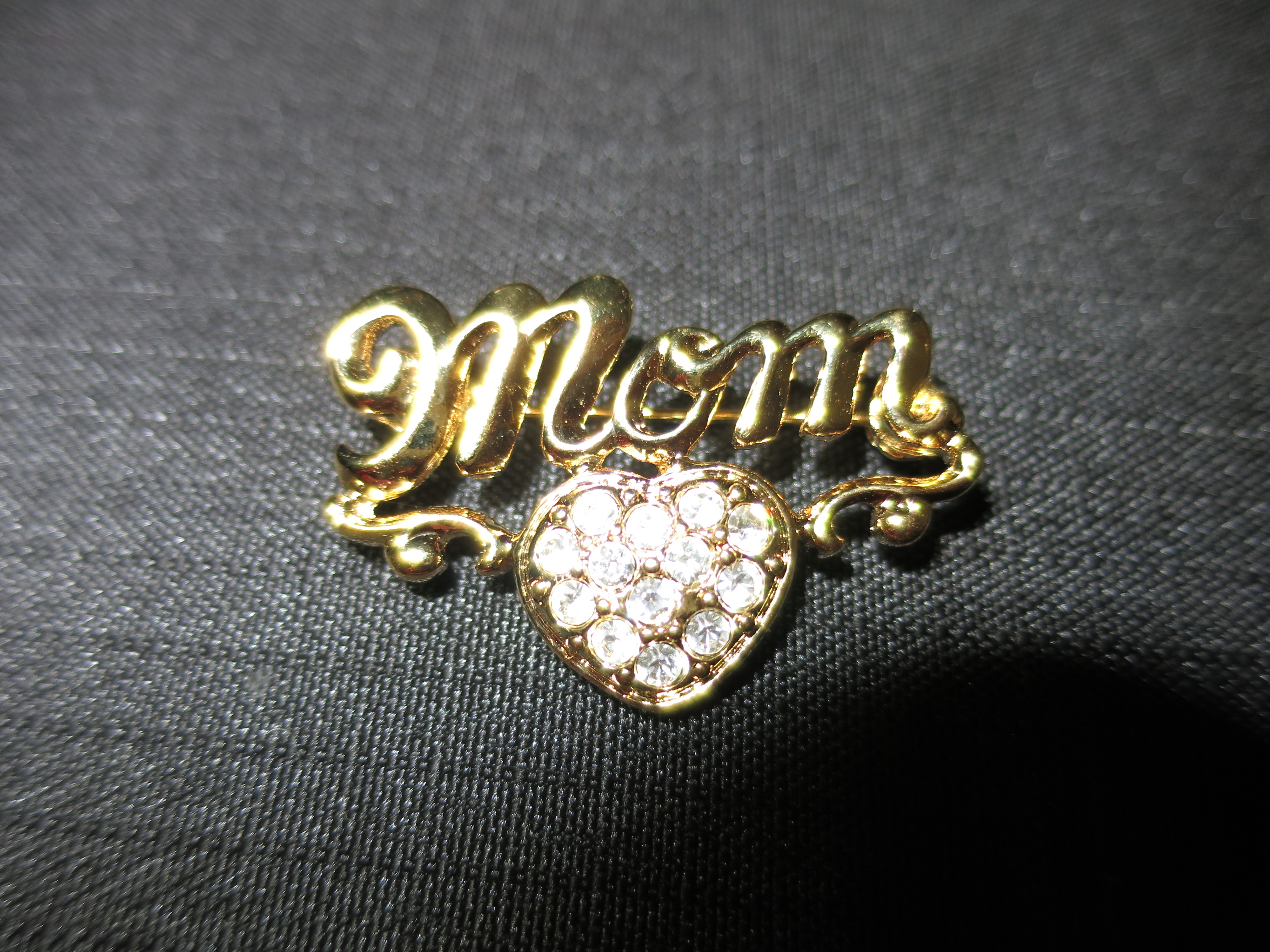 Mom Pin Brooch Heart with Rhinestones Gold Tone