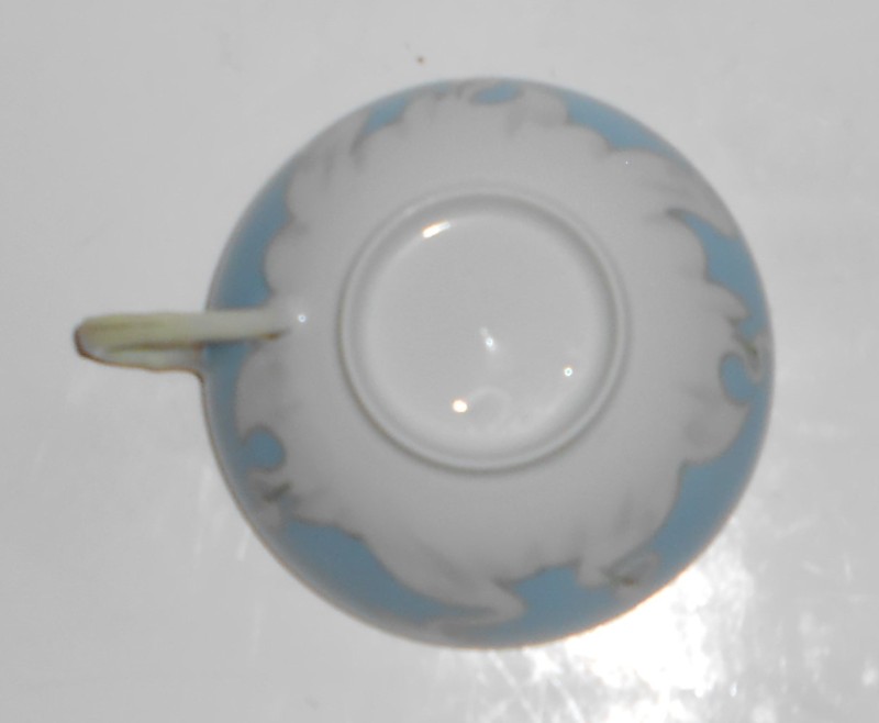 Mitsu-Boshi Shofu Chiharamachi Egrets Porcelain Cup w/Gold