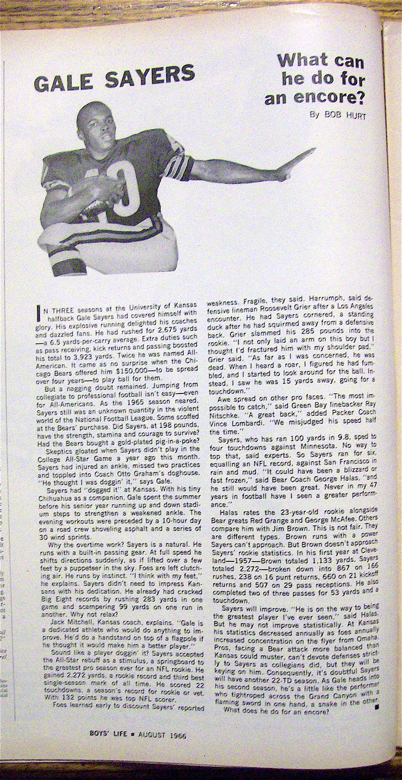 Boys Life Magazine-August 1966-Gale Sayers By Bob Hurt