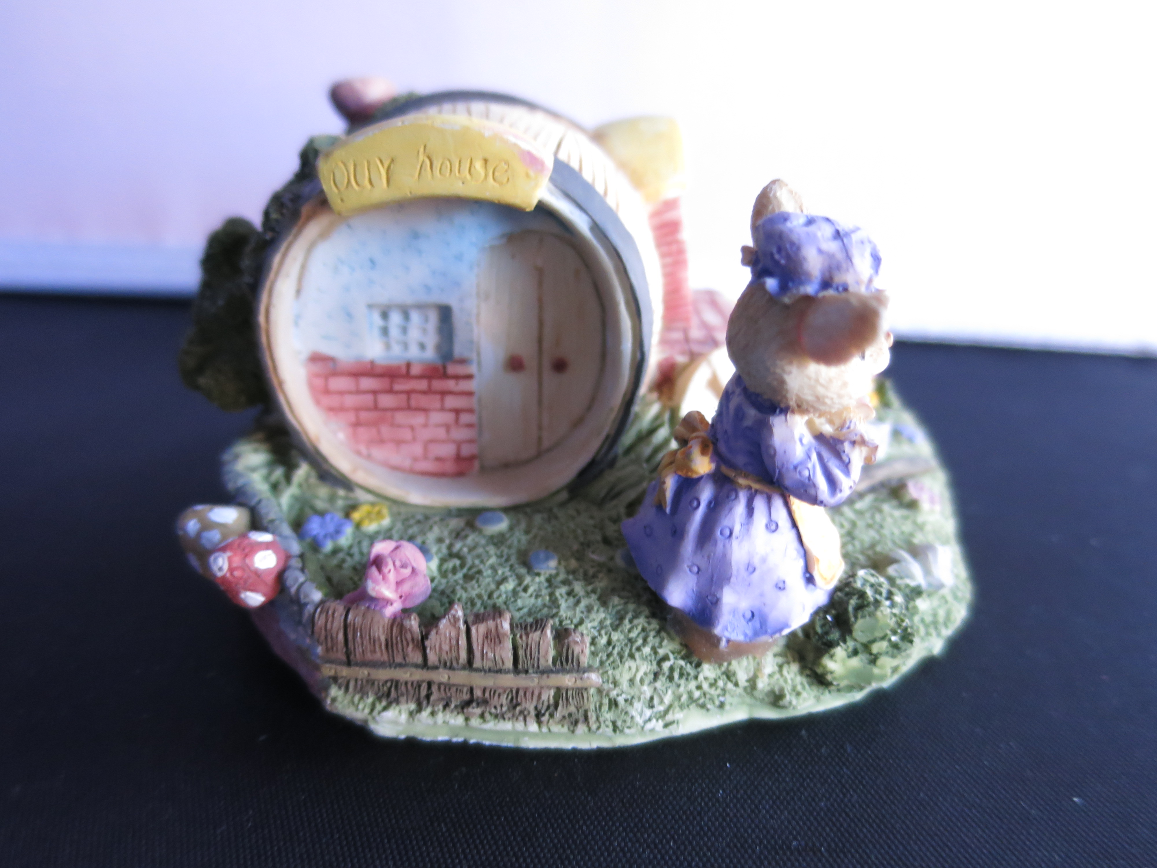 Miniature Bunny Rabbet Rain Water Barrel House Figurine