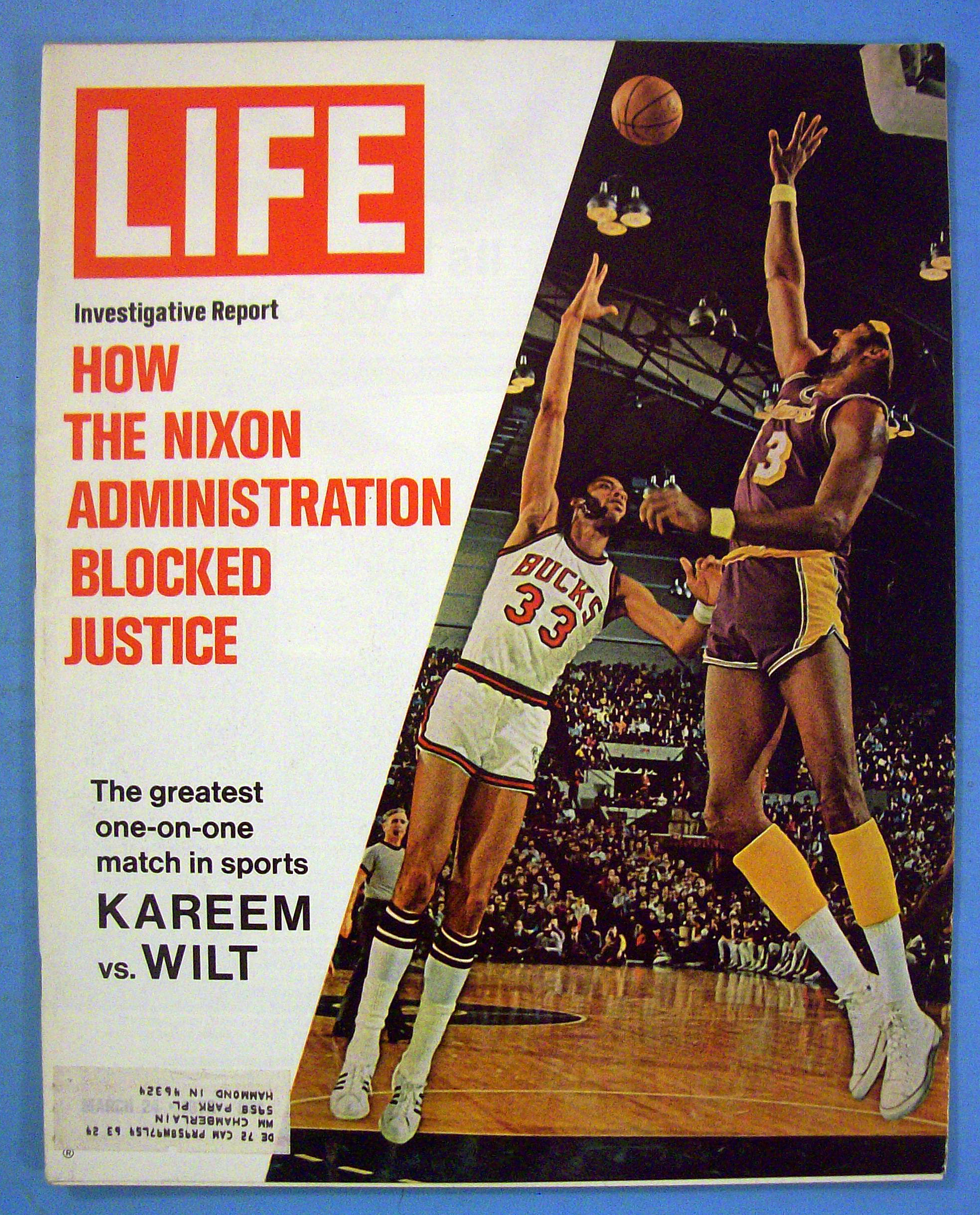 Life Magazine-March 24, 1972-Kareem vs. Wilt