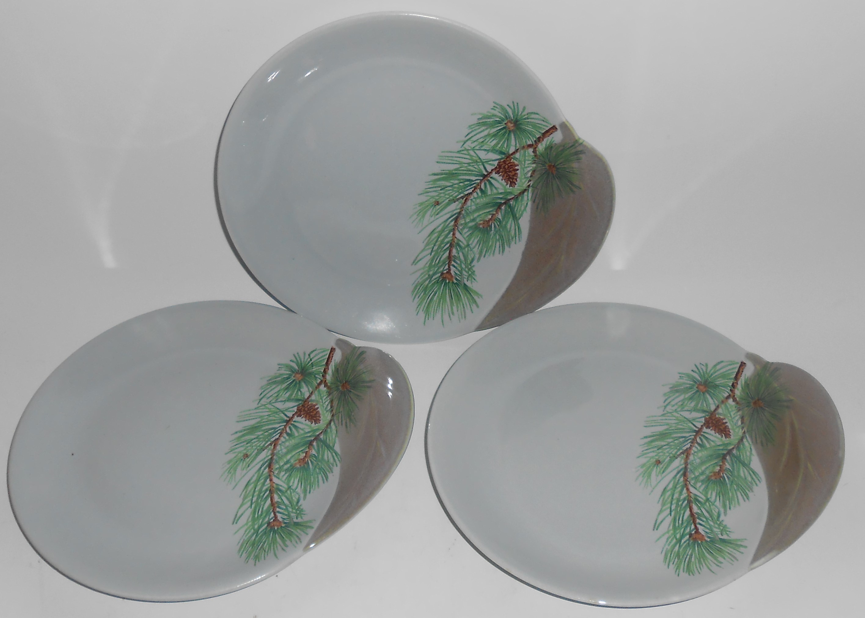 Canonsburg China Willard George Pine Set/3 Bread Plates