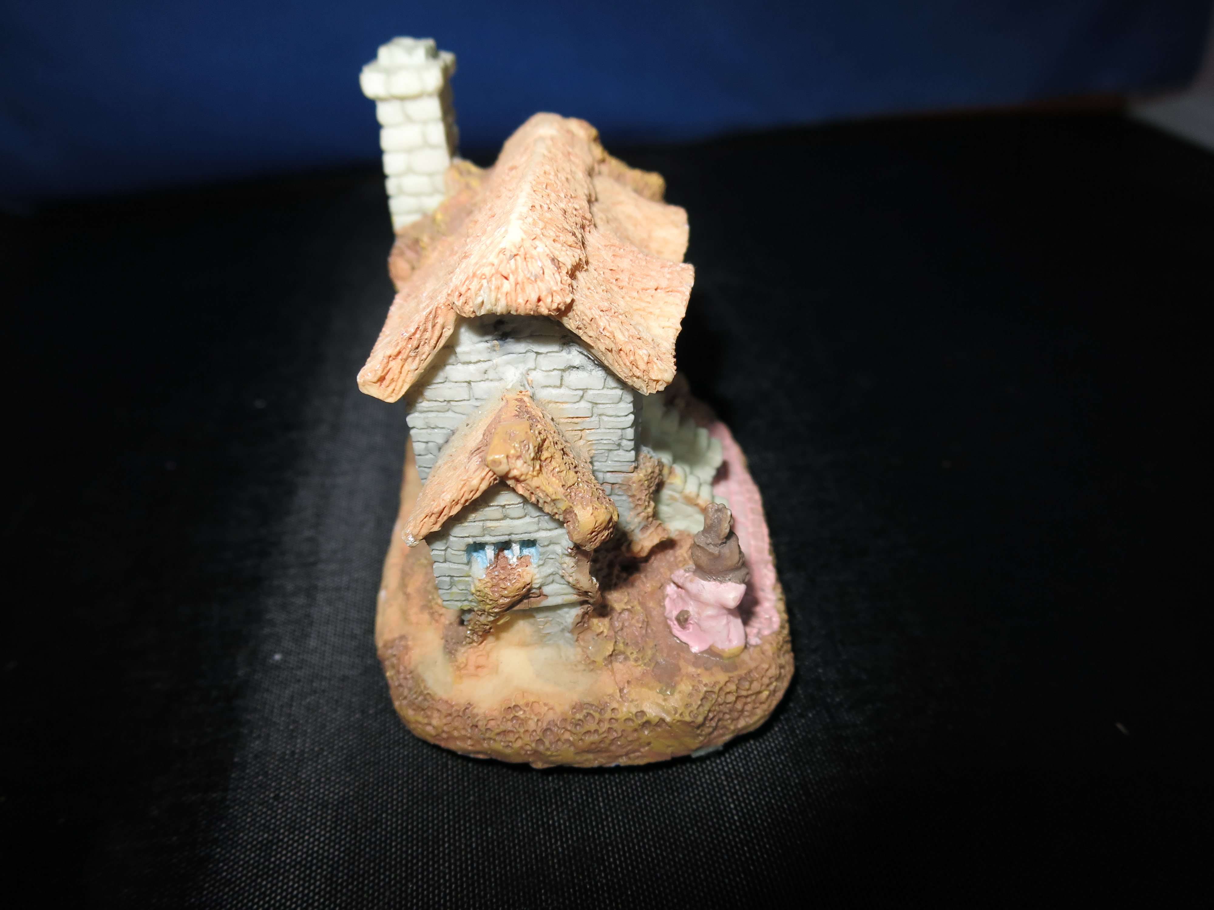 Miniature Easter Bunny Rabbit House Figurine