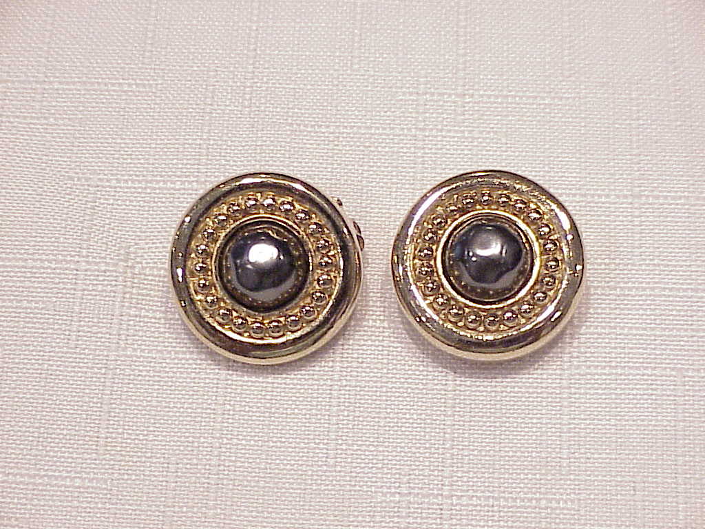 Carolee Gold Tone With Black Pearl Clip Earrings