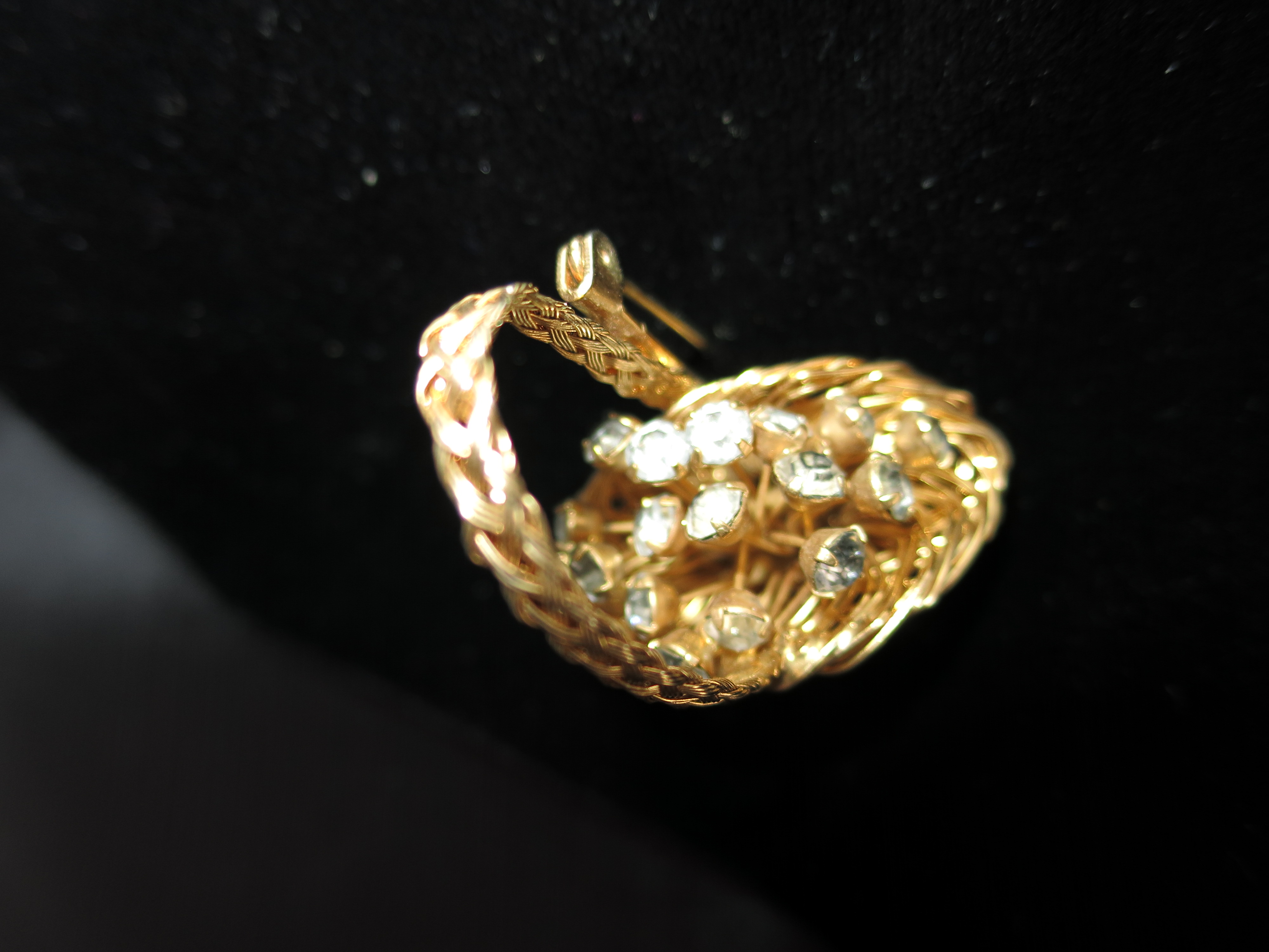 Vintage Wire Wrap Basket Pin Brooch Crystal Rhinestones