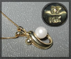 14K Gold 5.6mm Pearl Pendant Necklace