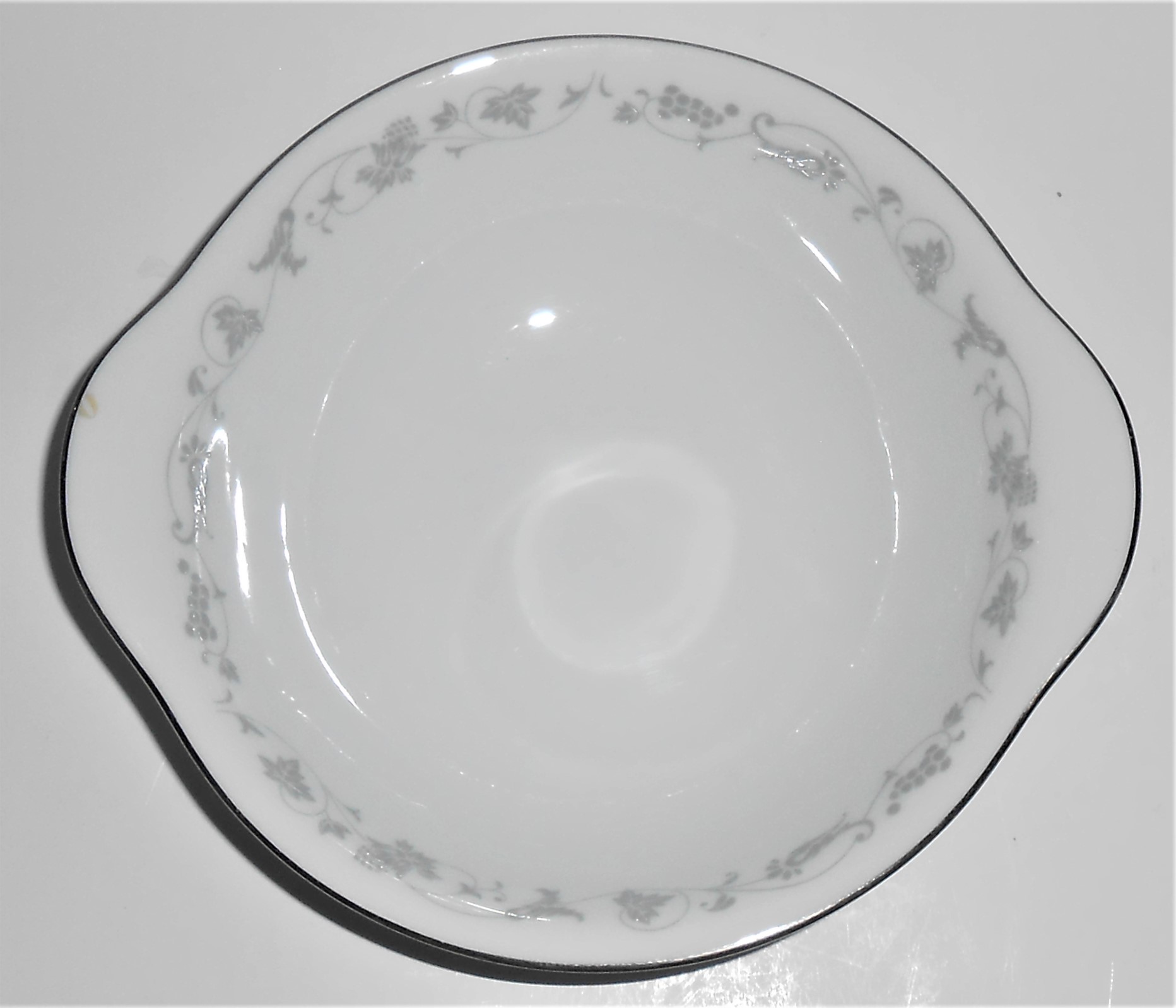 Noritake Porcelain China 6657 Vivian w/Platinum Soup
