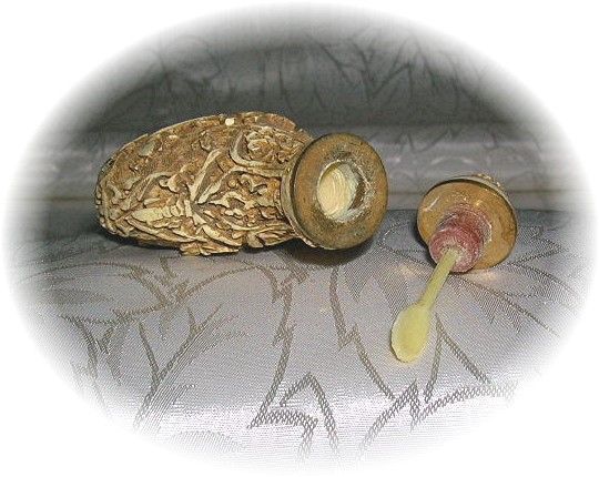 Chinese Snuff Bottle Cream Cinnabar