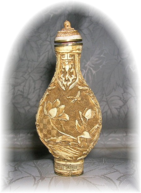 Chinese Snuff Bottle Cream Cinnabar