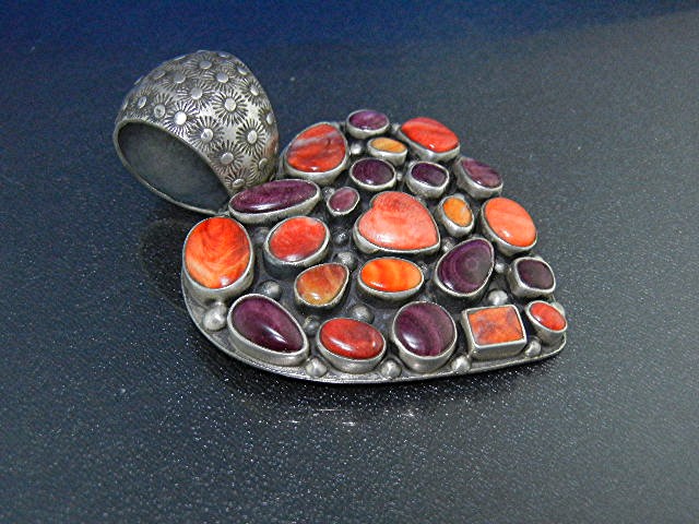 Dan Dodson Sterling Silver Spiny Oyster Heart Pendant