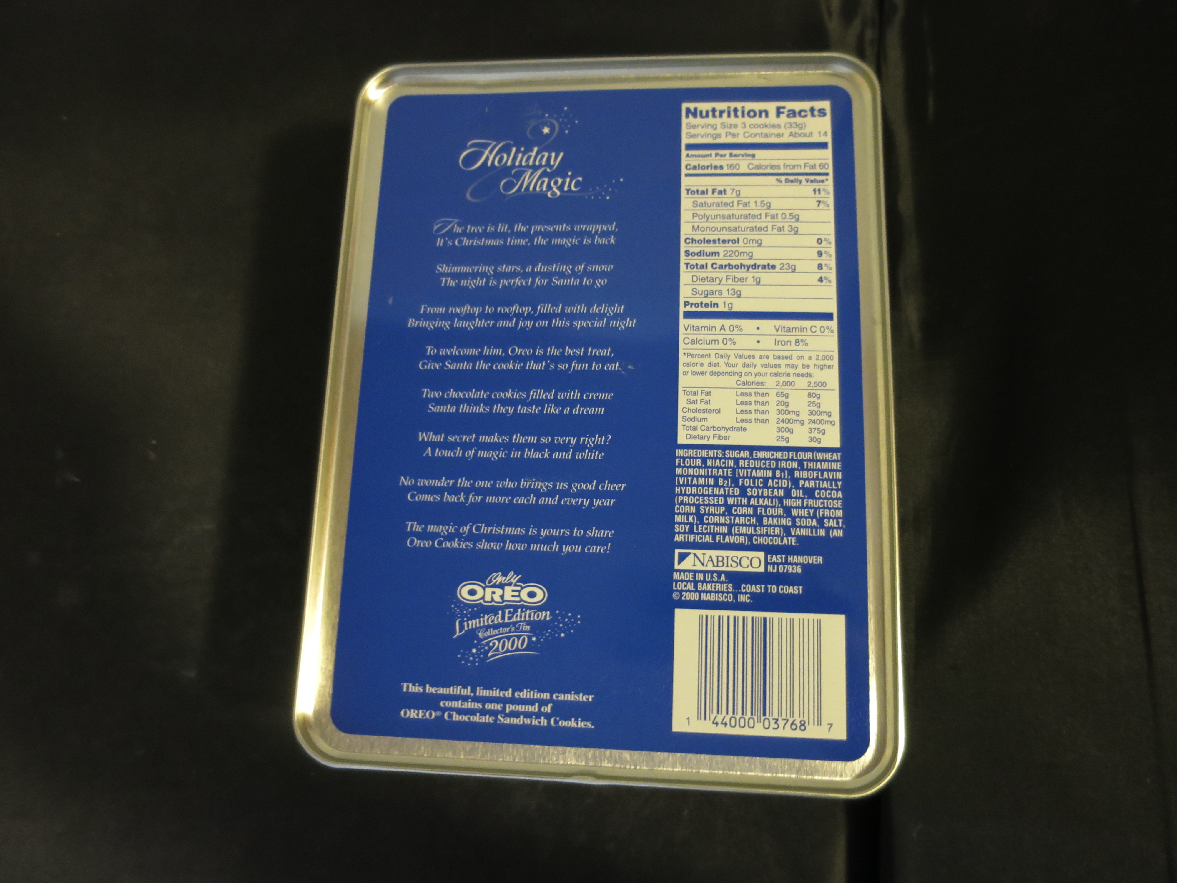 Oreo Cookie Tin Holiday Magic 2000 nice collector edition