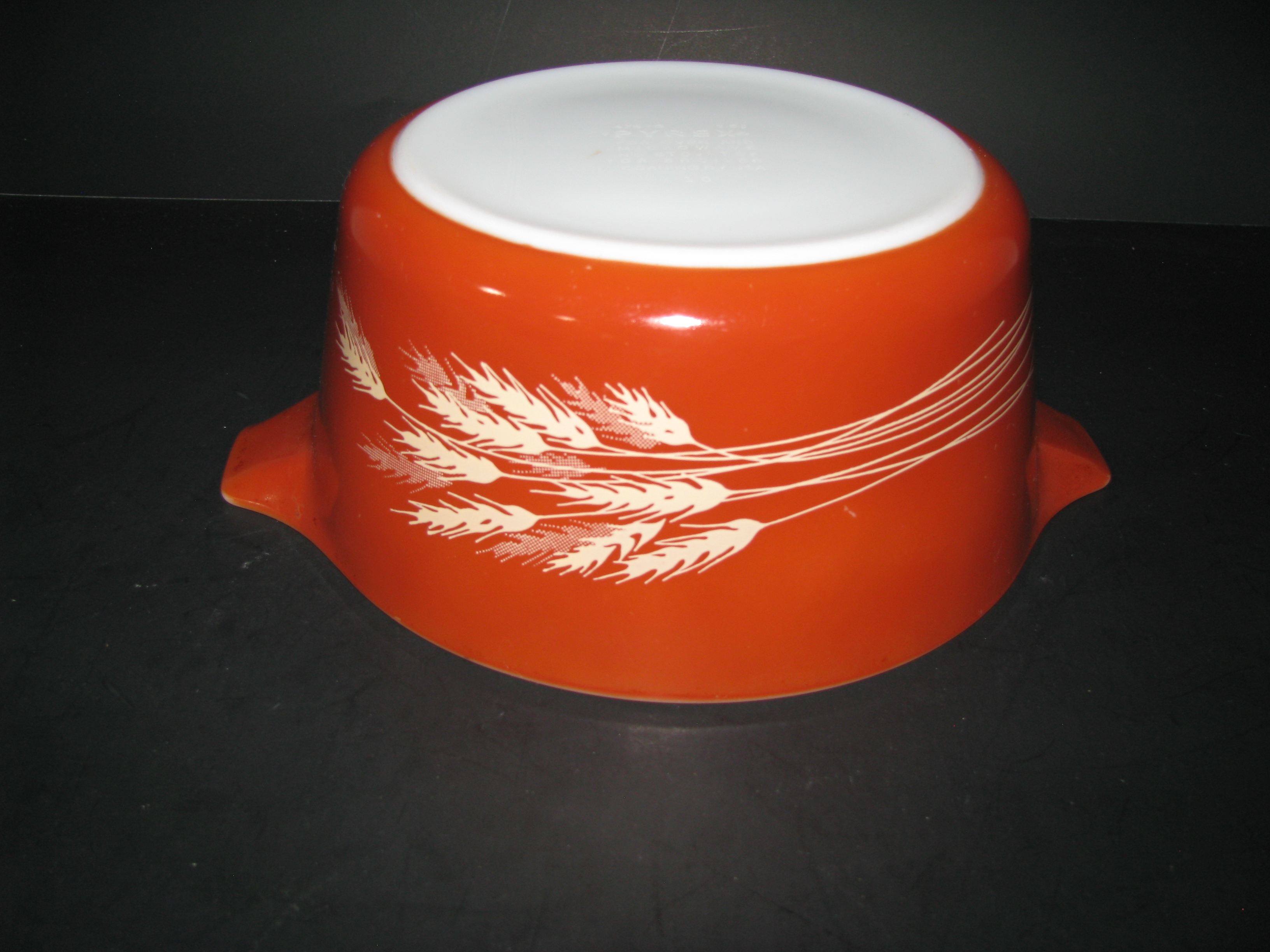Vintage Pyrex Autumn Harvest 474 1.5qt Casserole Dish