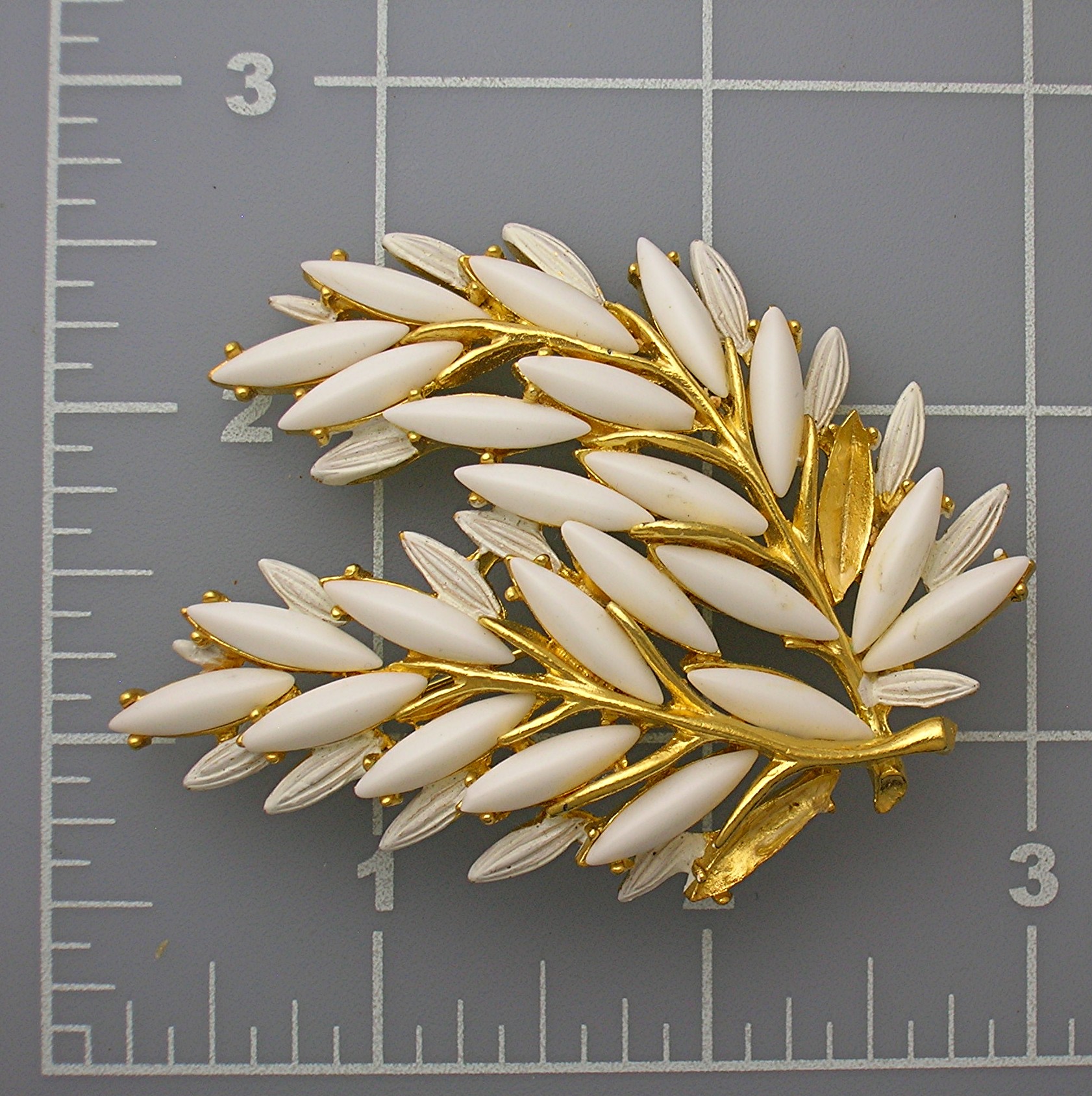 BSK Brooch Large Gold and White Glass BSK Brooch