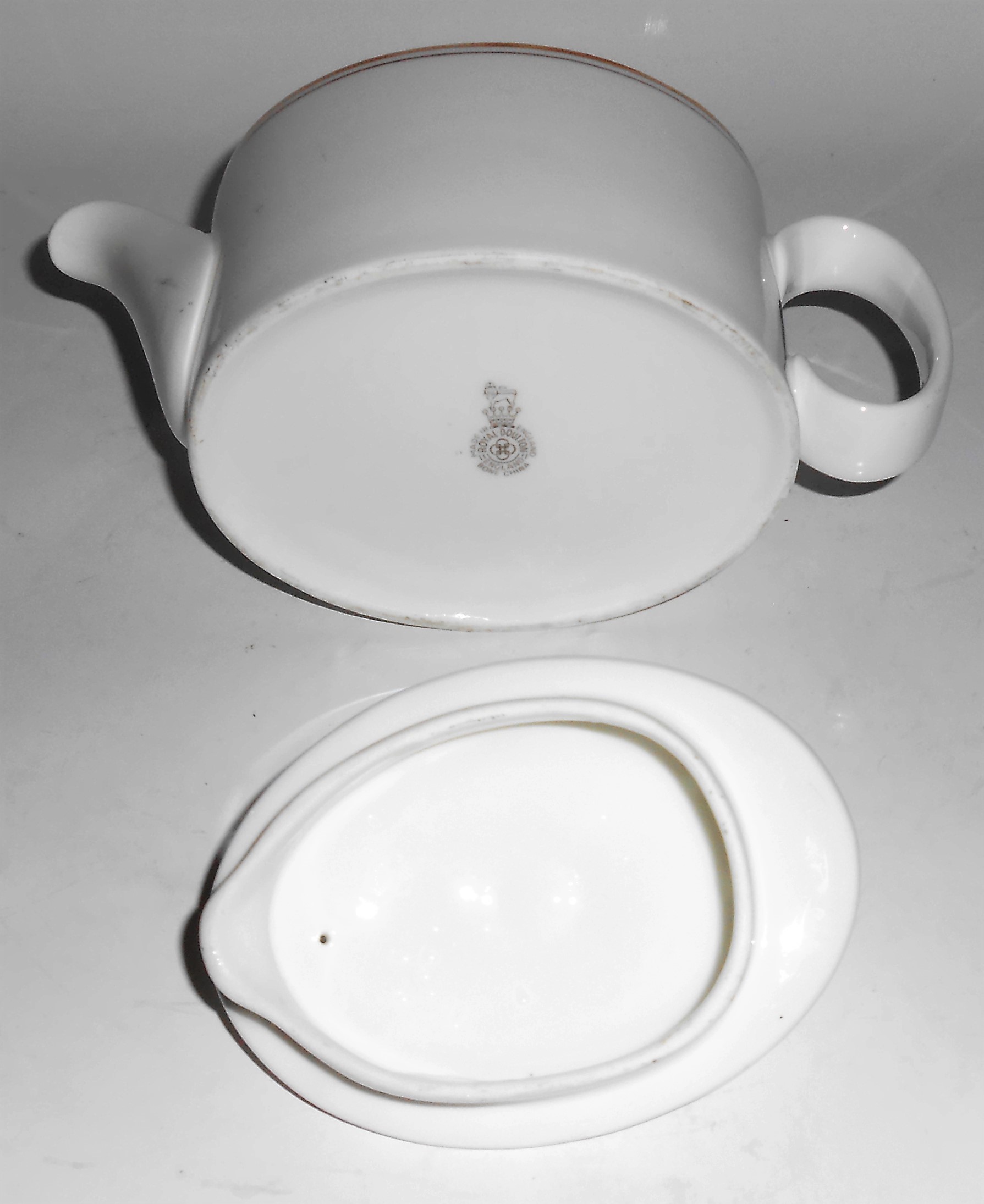 Royal Doulton China Gold Band Janet Rimmed Creamer w/l