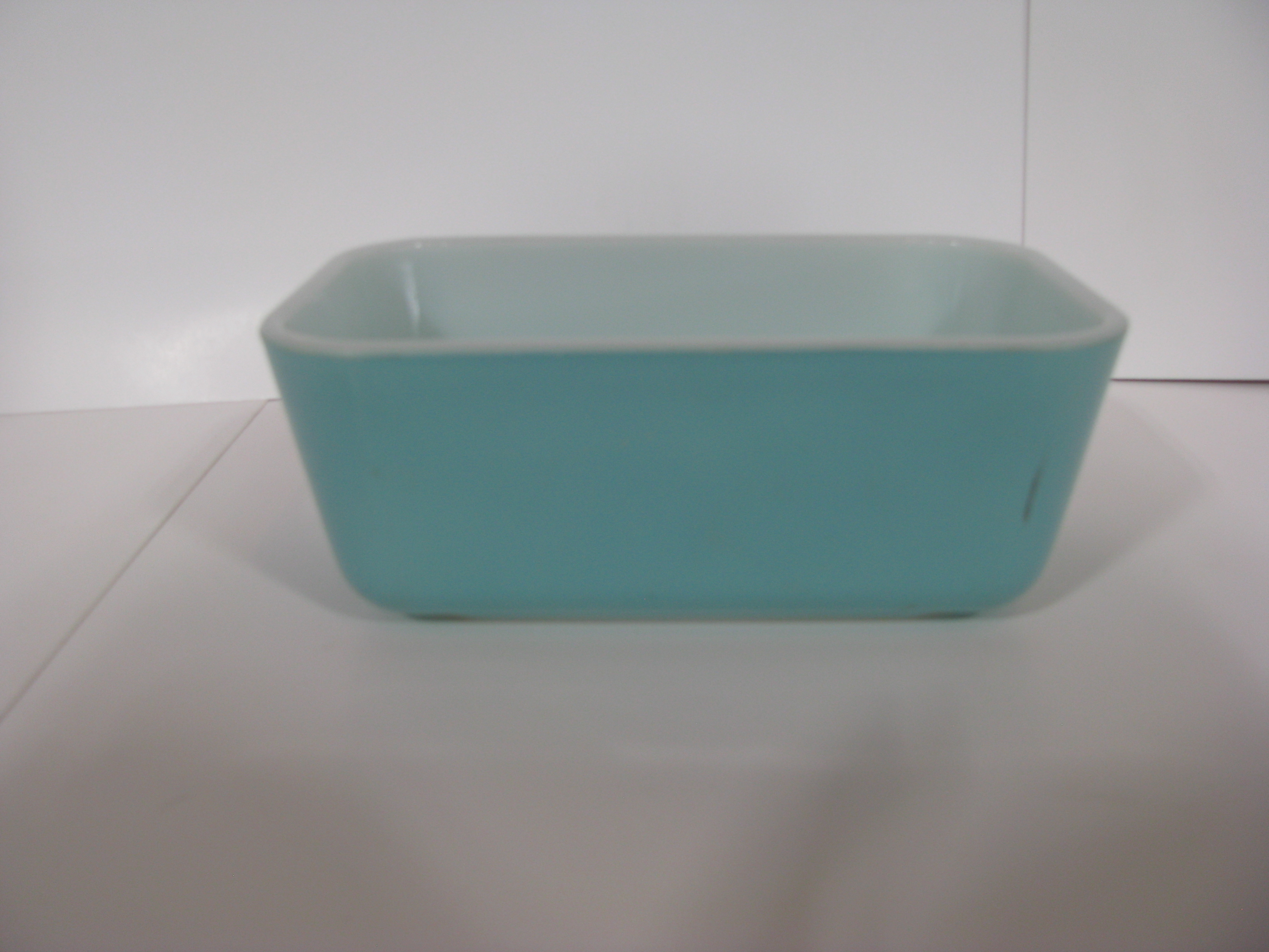 Vintage Pyrex Turquoise Refrigerator Dish