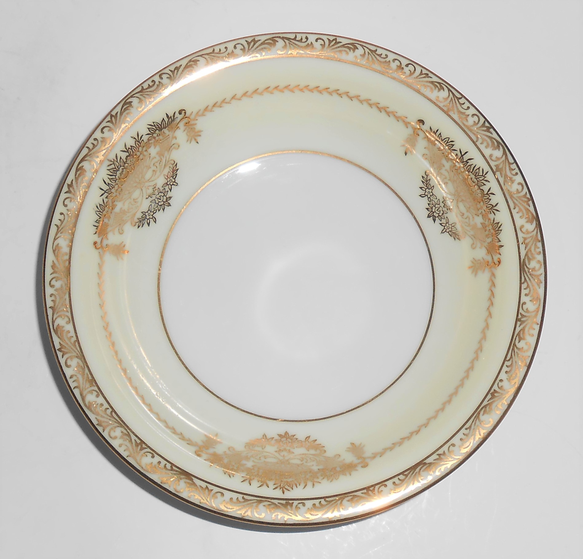 Noritake Porcelain China 5481 Bancroft Fruit Bowl