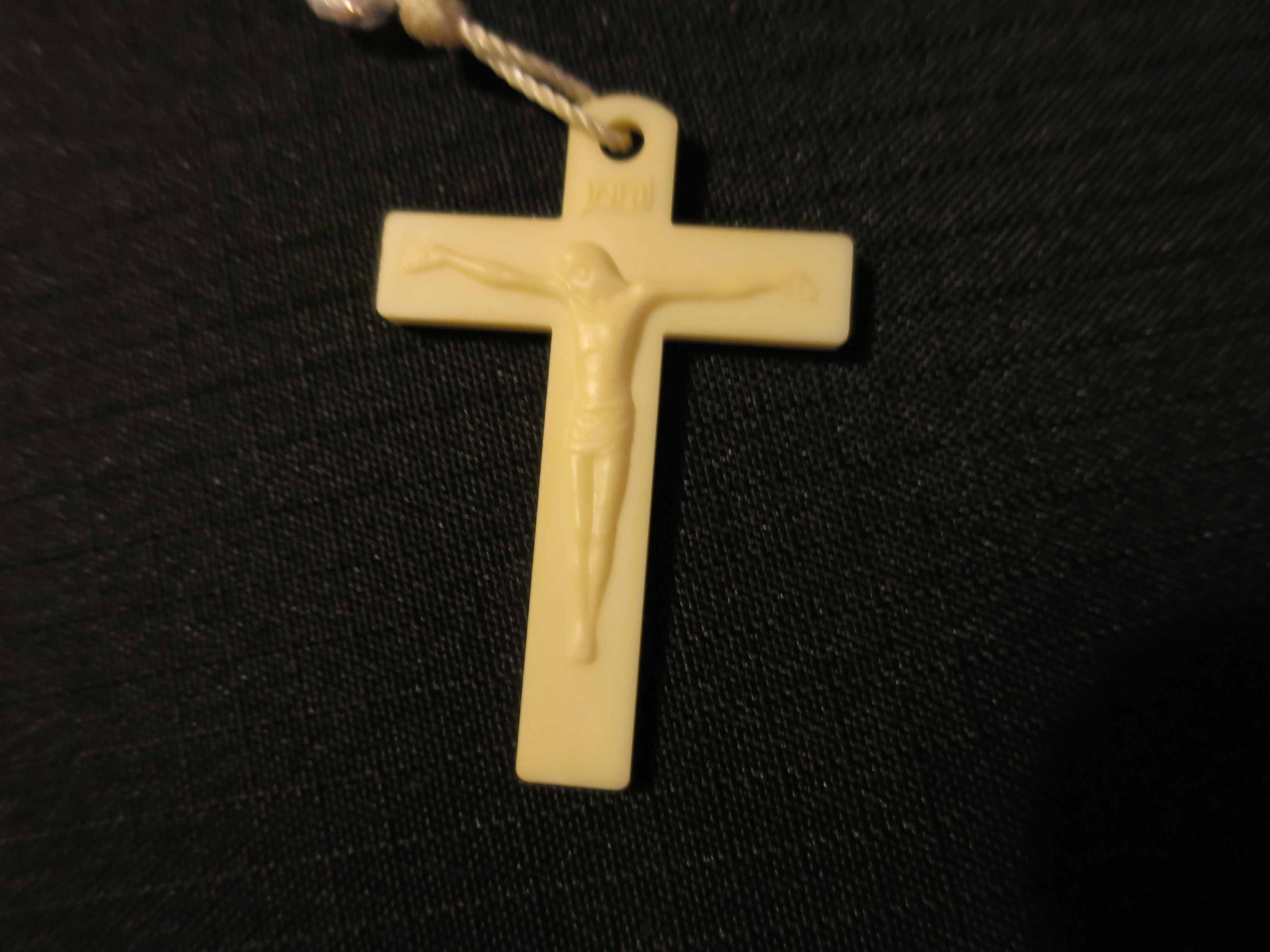 Vintage plastic Missionary Rosary Blue Ivory