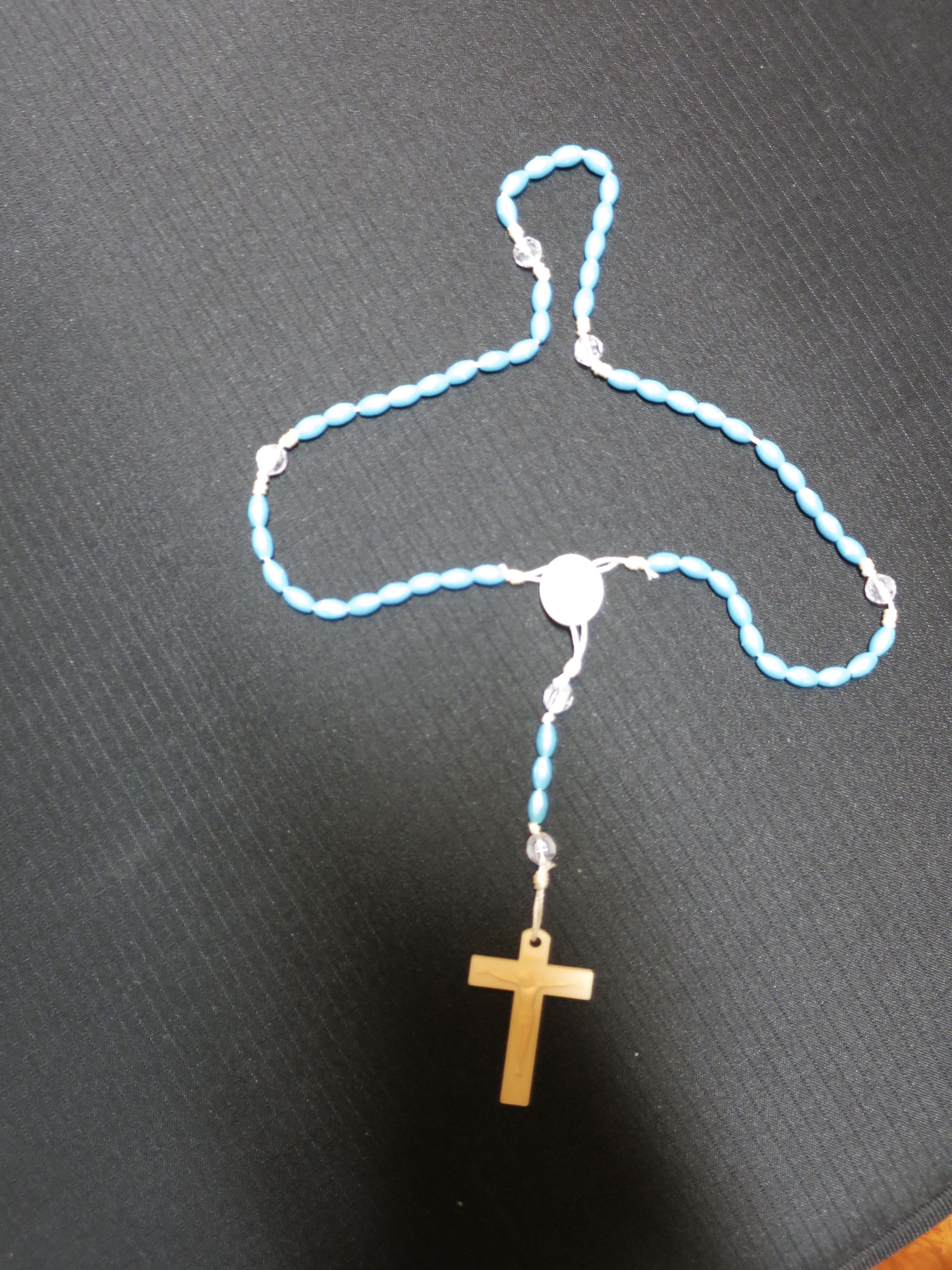 Vintage plastic Missionary Rosary Blue Ivory