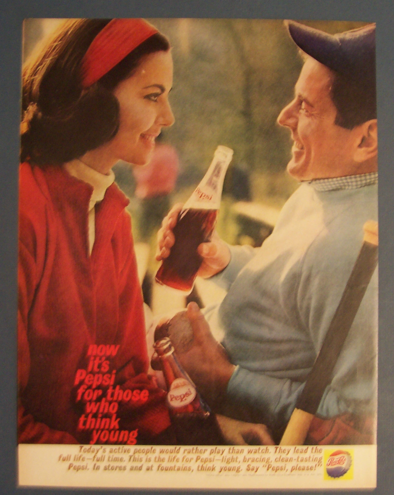 1961 Pepsi-Cola (Pepsi) with Man & Woman Drinking