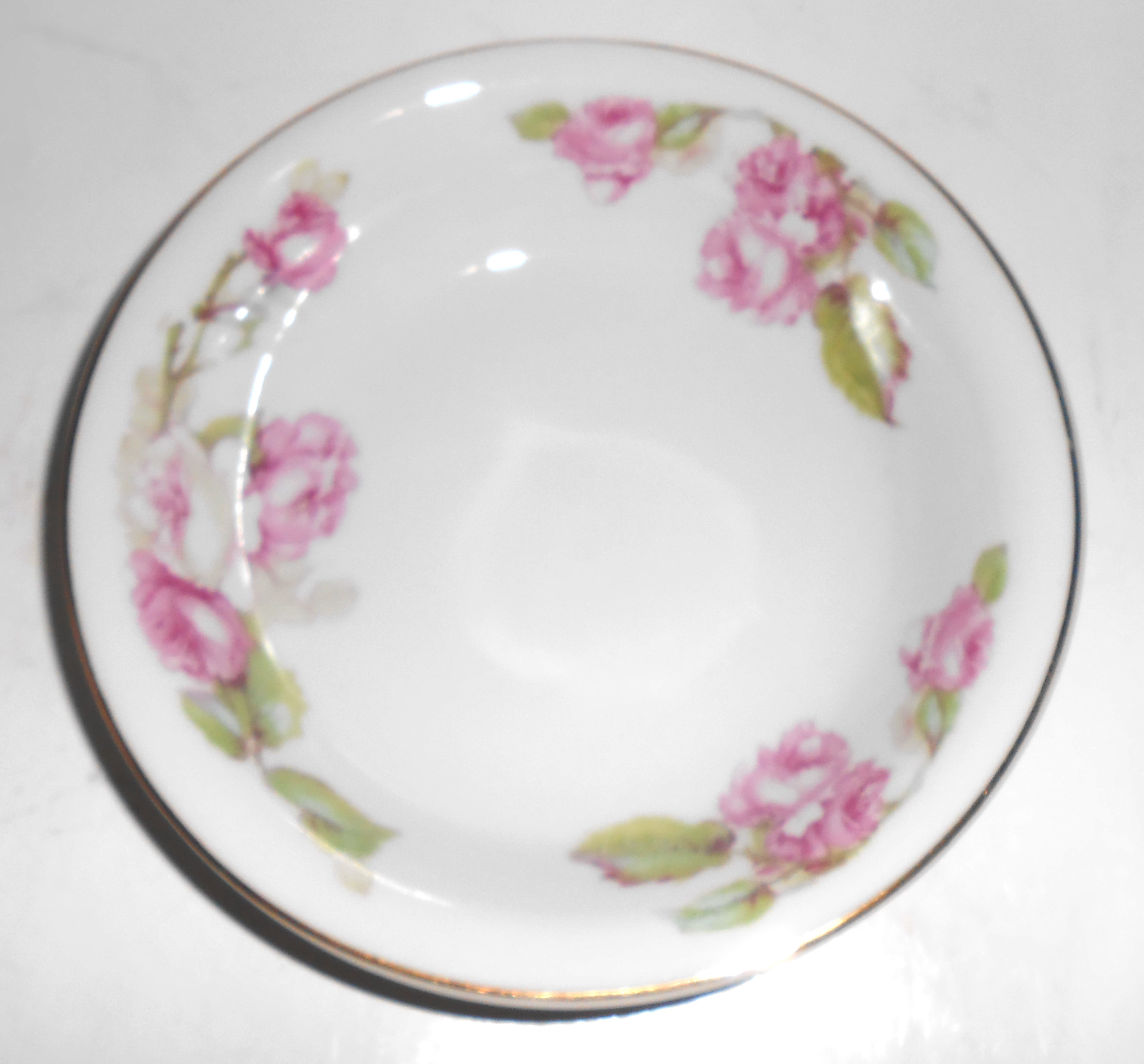 Z S & Co Bavaria Porcelain Pink Roses W/Gold Fruit Bowl